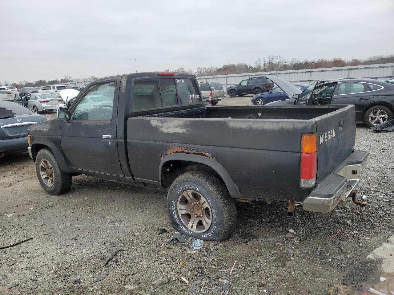 1997 Nissan Truck Xe Black vin: 1N6SD11Y9VC319844