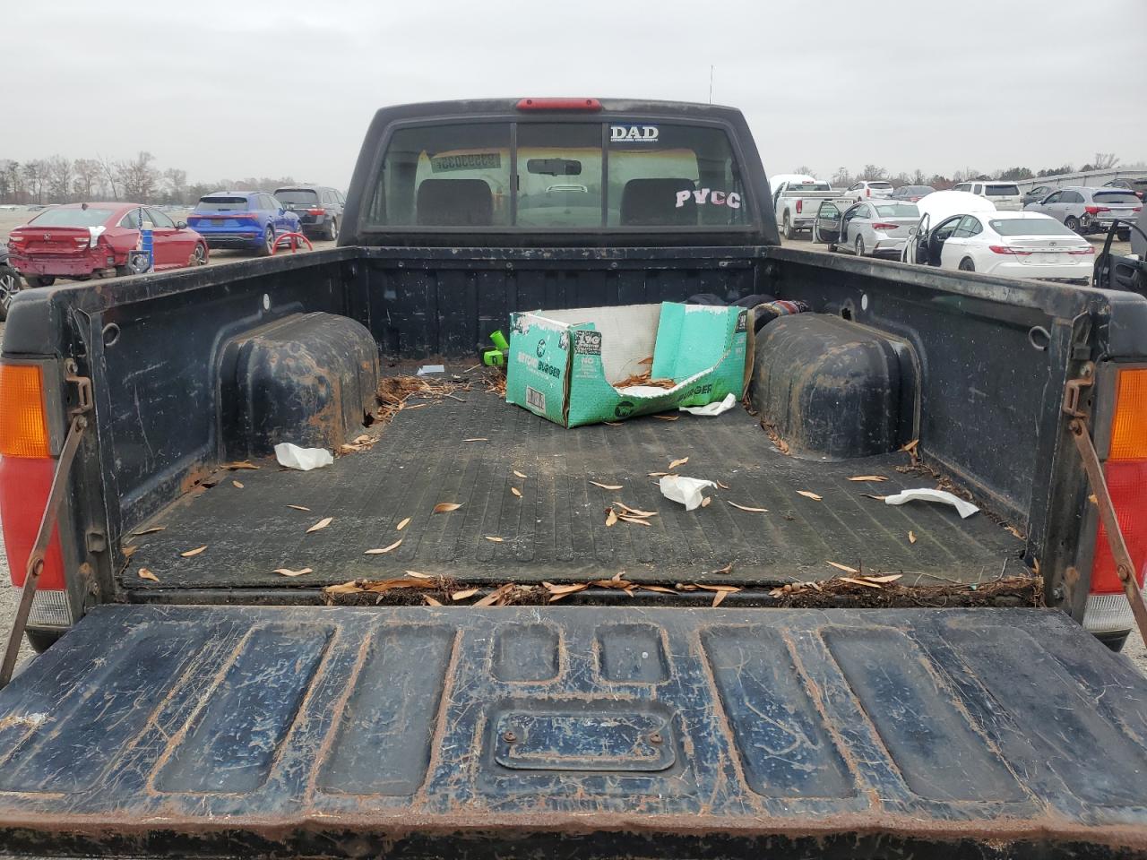 1997 Nissan Truck Xe Black vin: 1N6SD11Y9VC319844