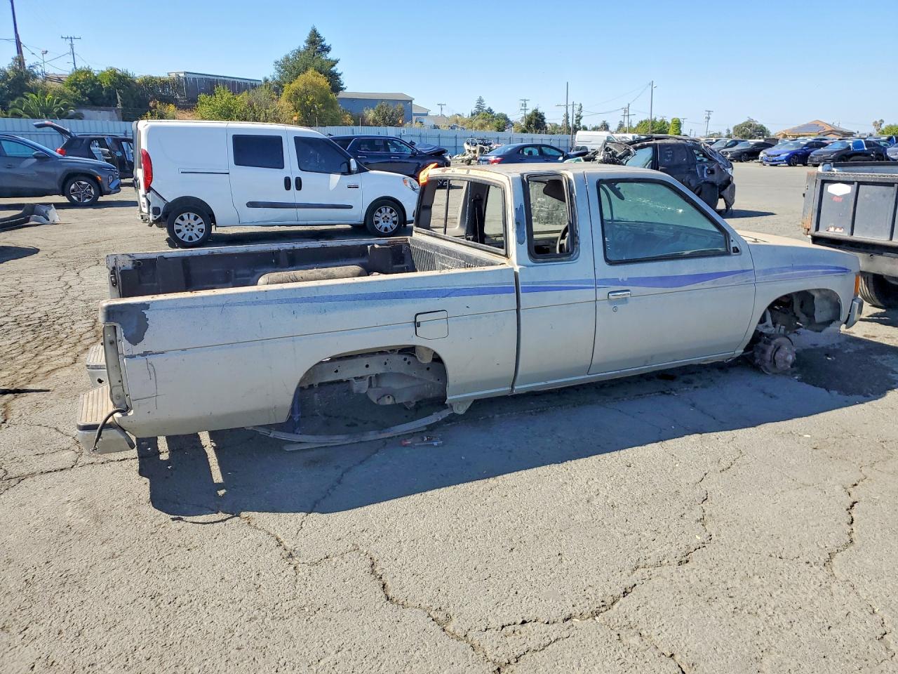 1996 Nissan Truck Xe Tan vin: 1N6SD16S0TC385121