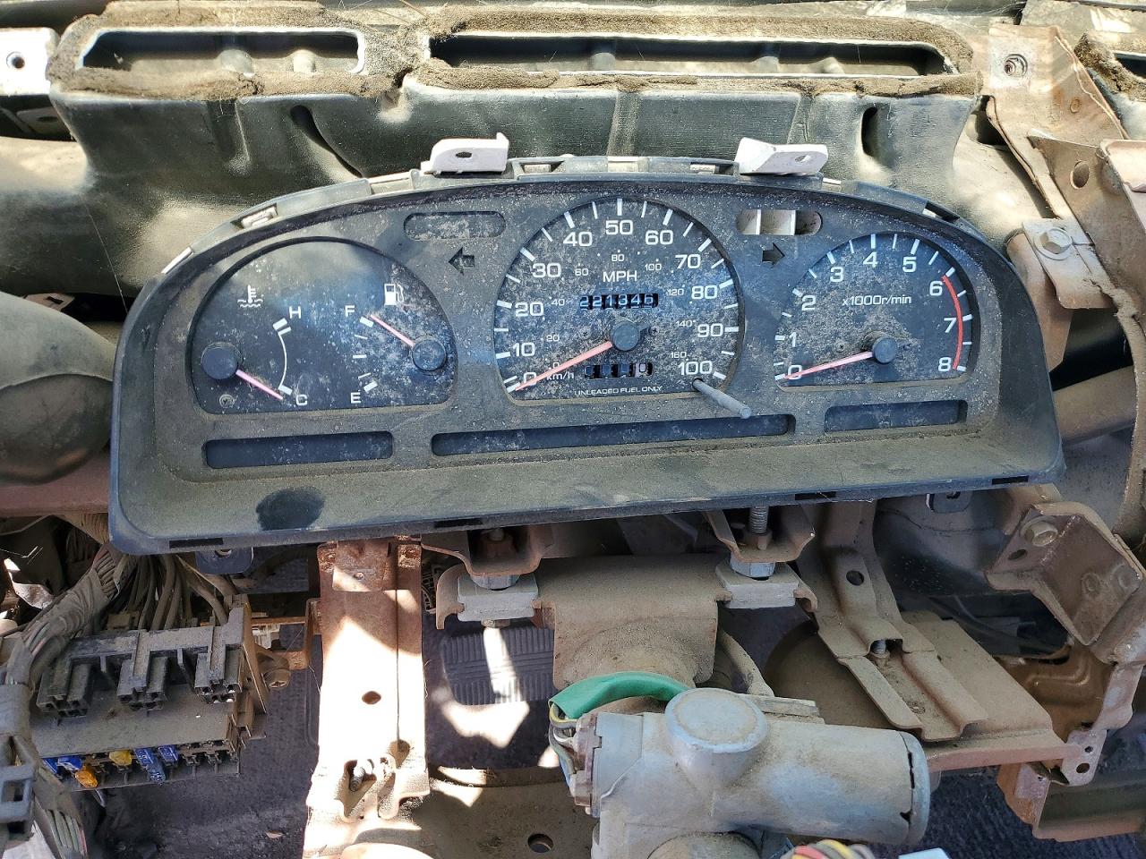 1996 Nissan Truck Xe Tan vin: 1N6SD16S0TC385121