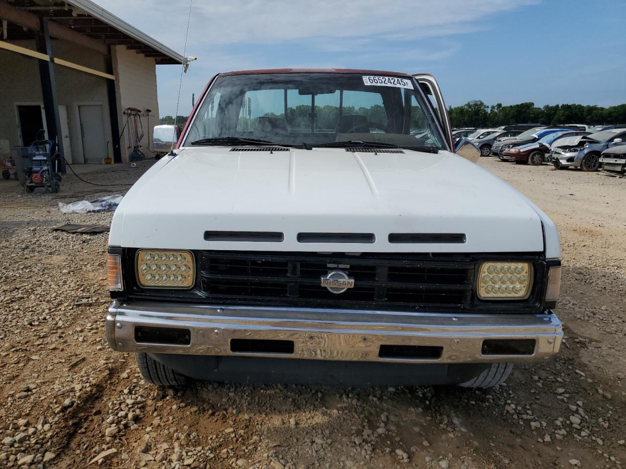 1991 Nissan Truck King Cab Two Tone vin: 1N6SD16S1MC428270
