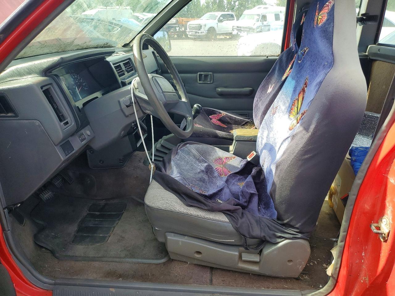 1993 Nissan Truck Красный vin: 1N6SD16S1PC371198