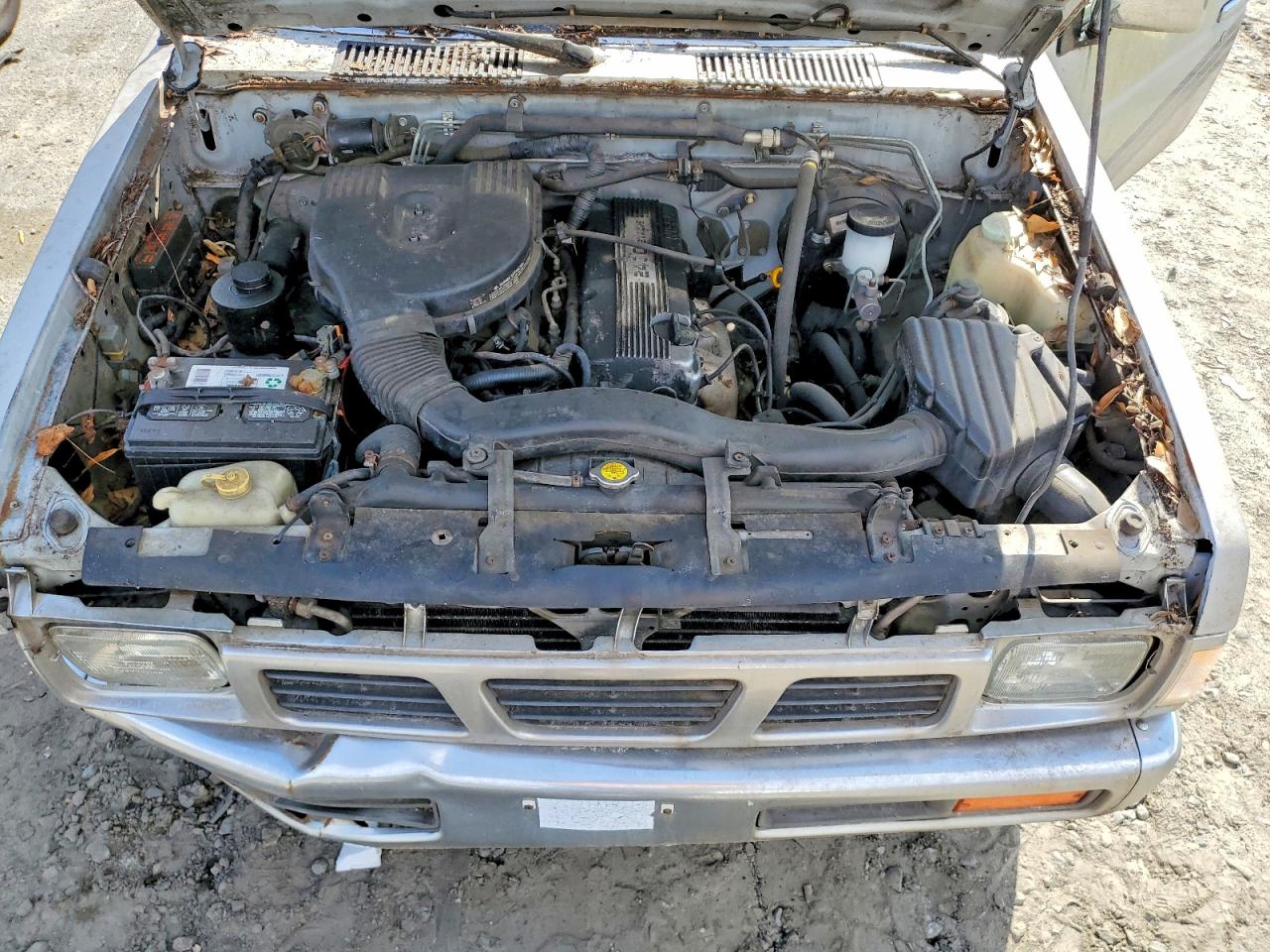 1993 Nissan Truck King Cab Silver vin: 1N6SD16S1PC443744