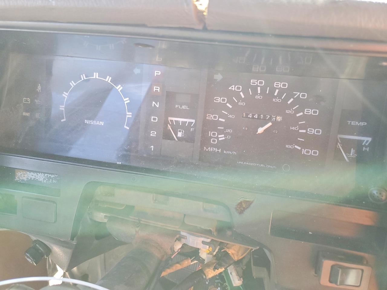 1991 Nissan Truck King Cab Burgundy vin: 1N6SD16S2MC330803