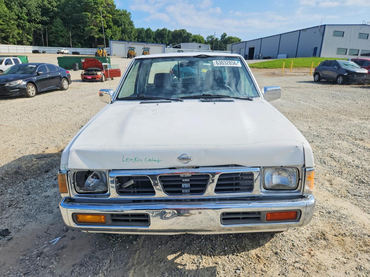 1995 Nissan Truck Xe White vin: 1N6SD16S2SC313853