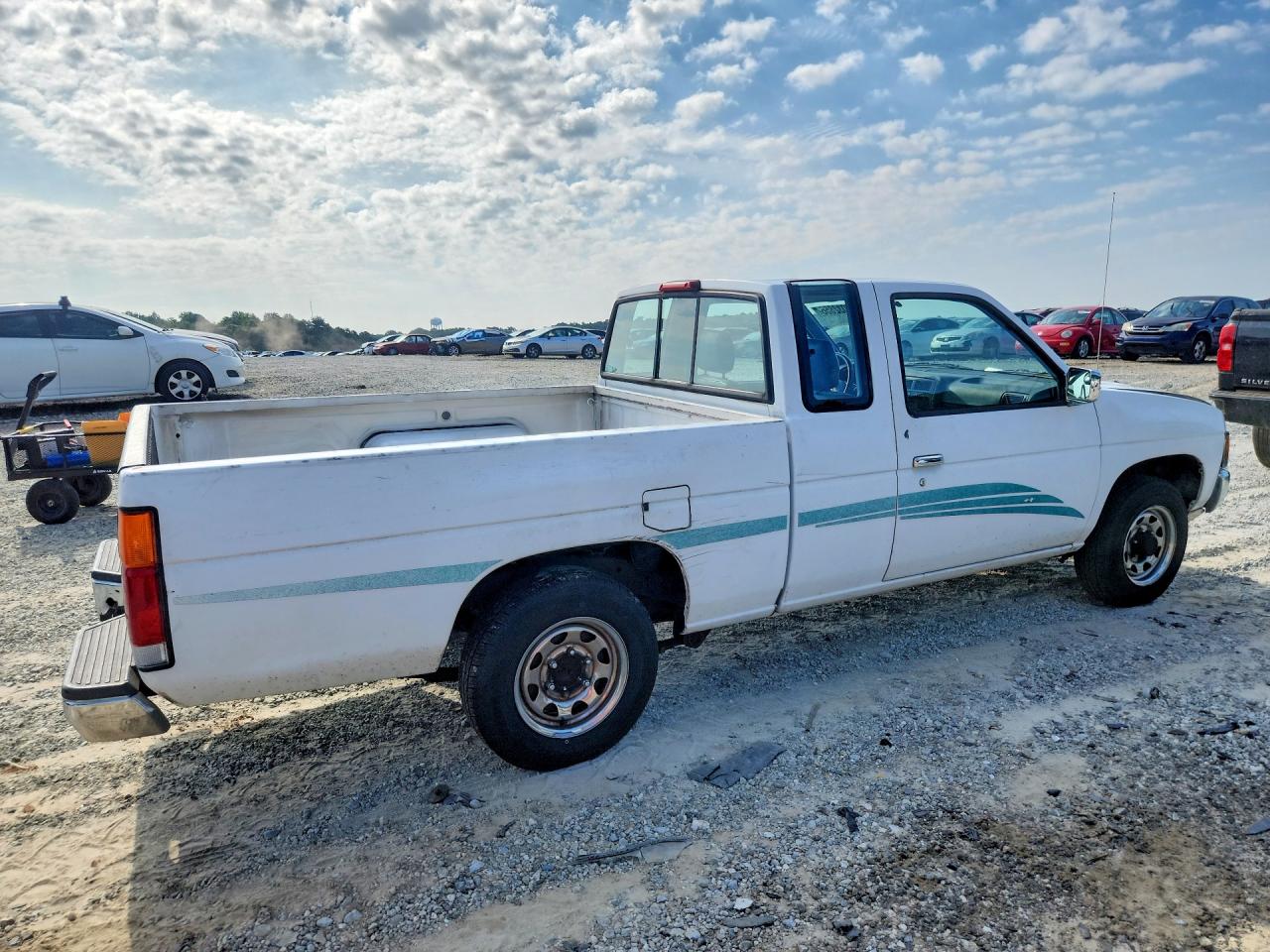1995 Nissan Truck Xe White vin: 1N6SD16S2SC313853