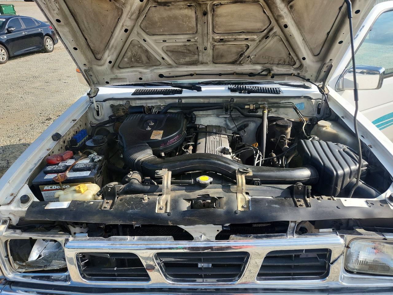 1995 Nissan Truck Xe White vin: 1N6SD16S2SC313853