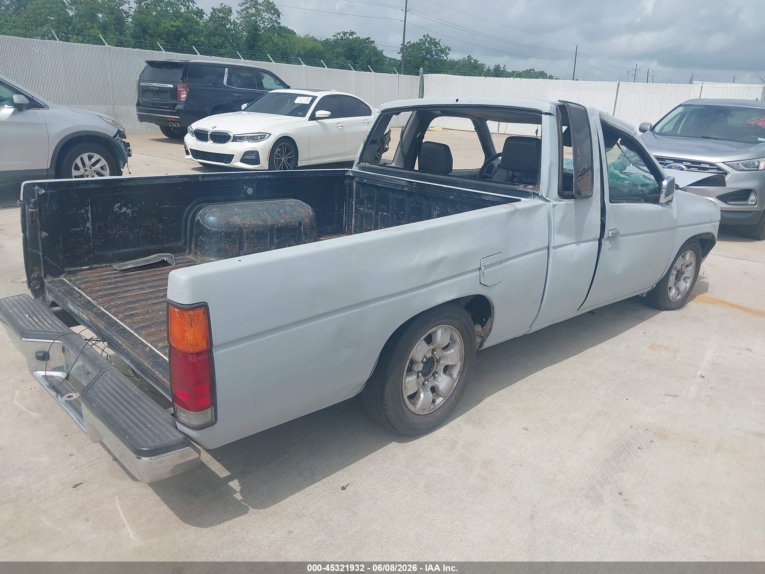 1994 Nissan Truck King Cab Xe Gray vin: 1N6SD16S3RC336469