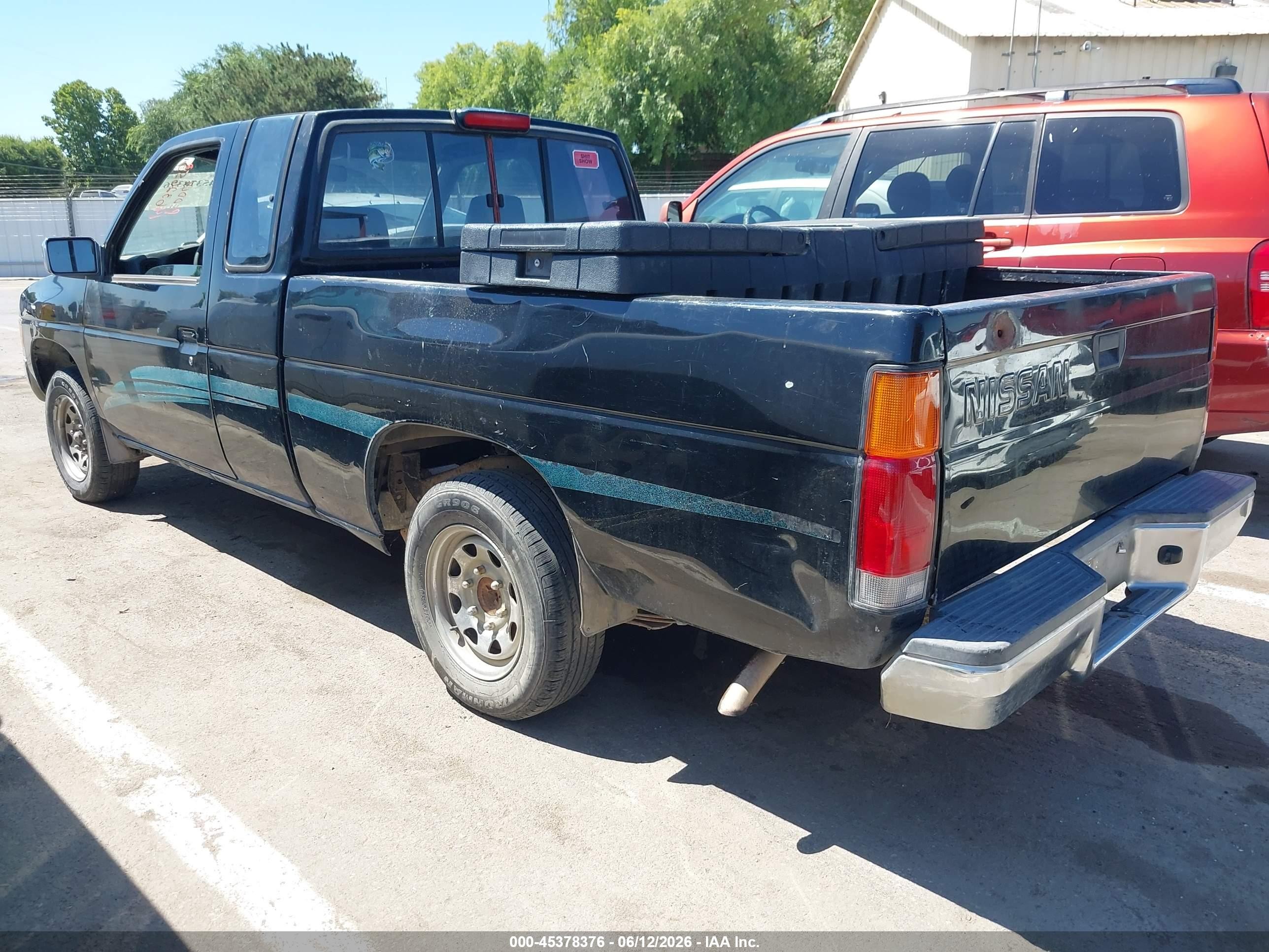 1994 Nissan Truck King Cab Xe Black vin: 1N6SD16S3RC384246