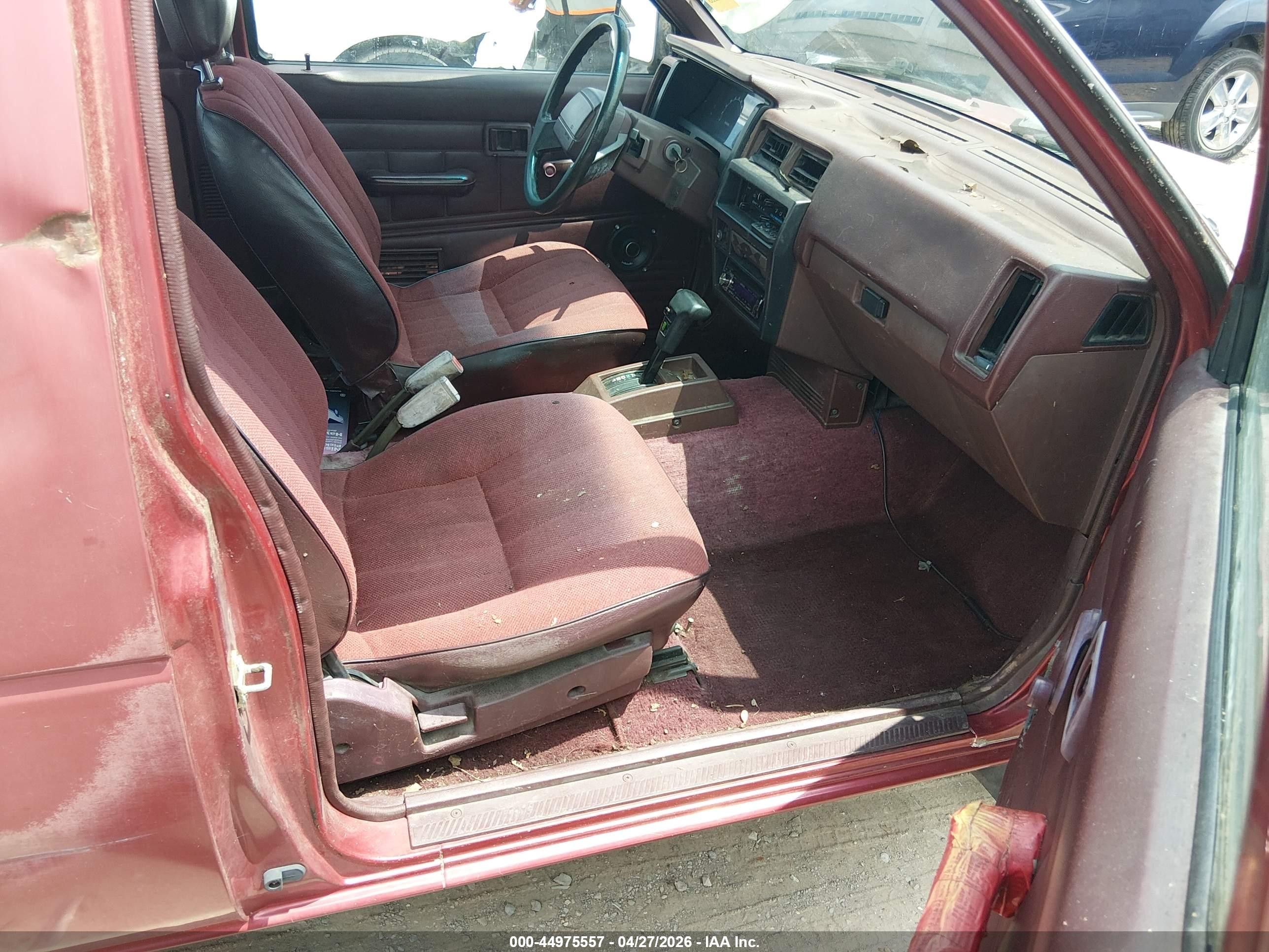 1991 Nissan Truck King Cab Red vin: 1N6SD16S4MC415609