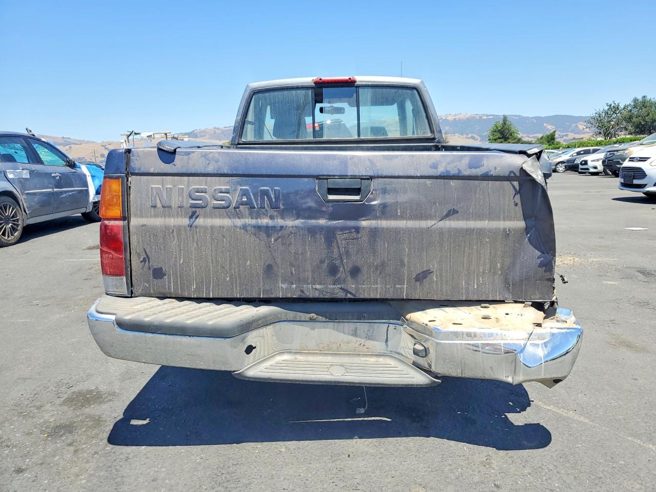 1995 Nissan Truck King Cab Xe Gray vin: 1N6SD16S4SC323946