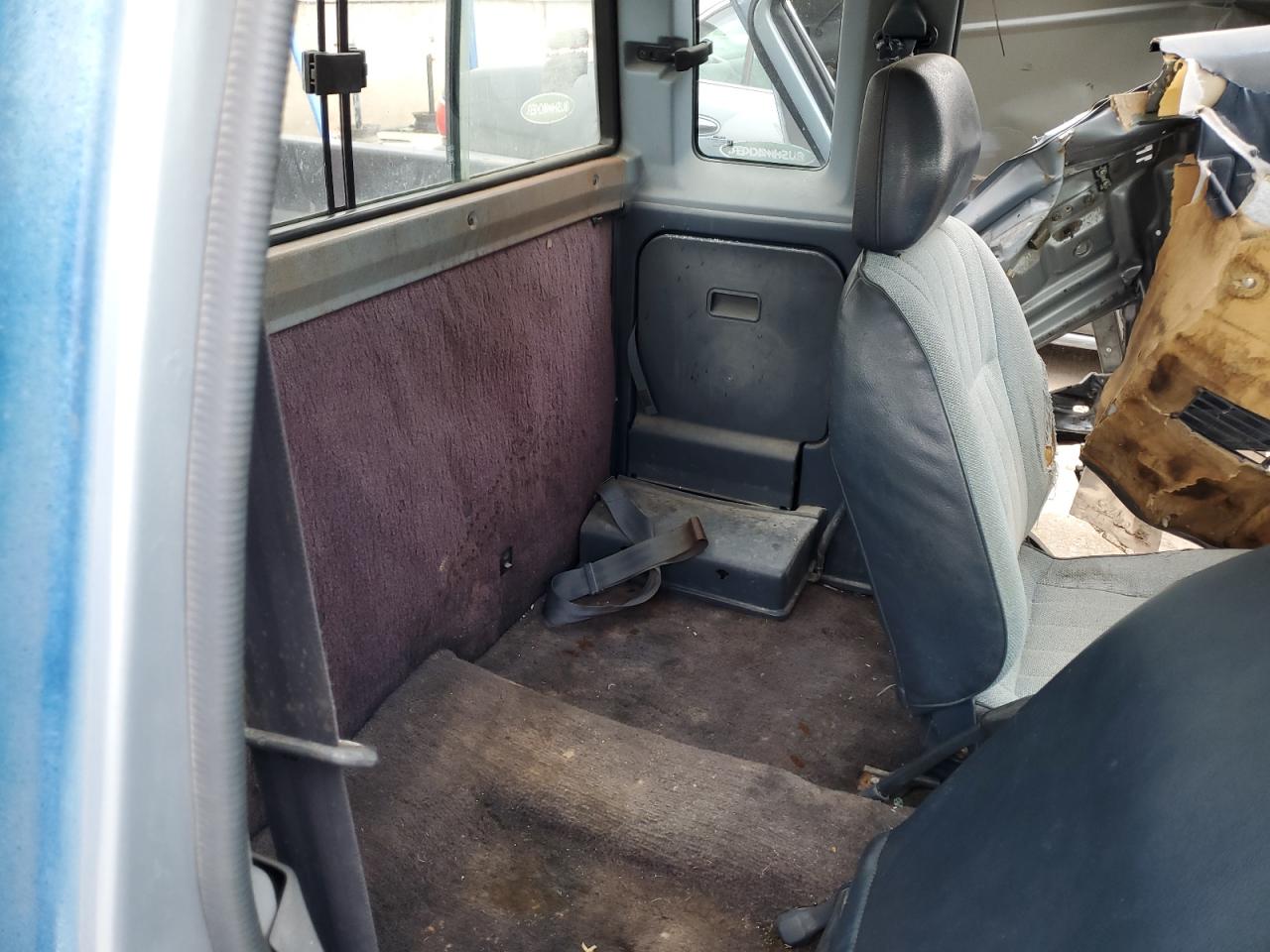 1990 Nissan D21 King Cab Blue vin: 1N6SD16S5LC390749