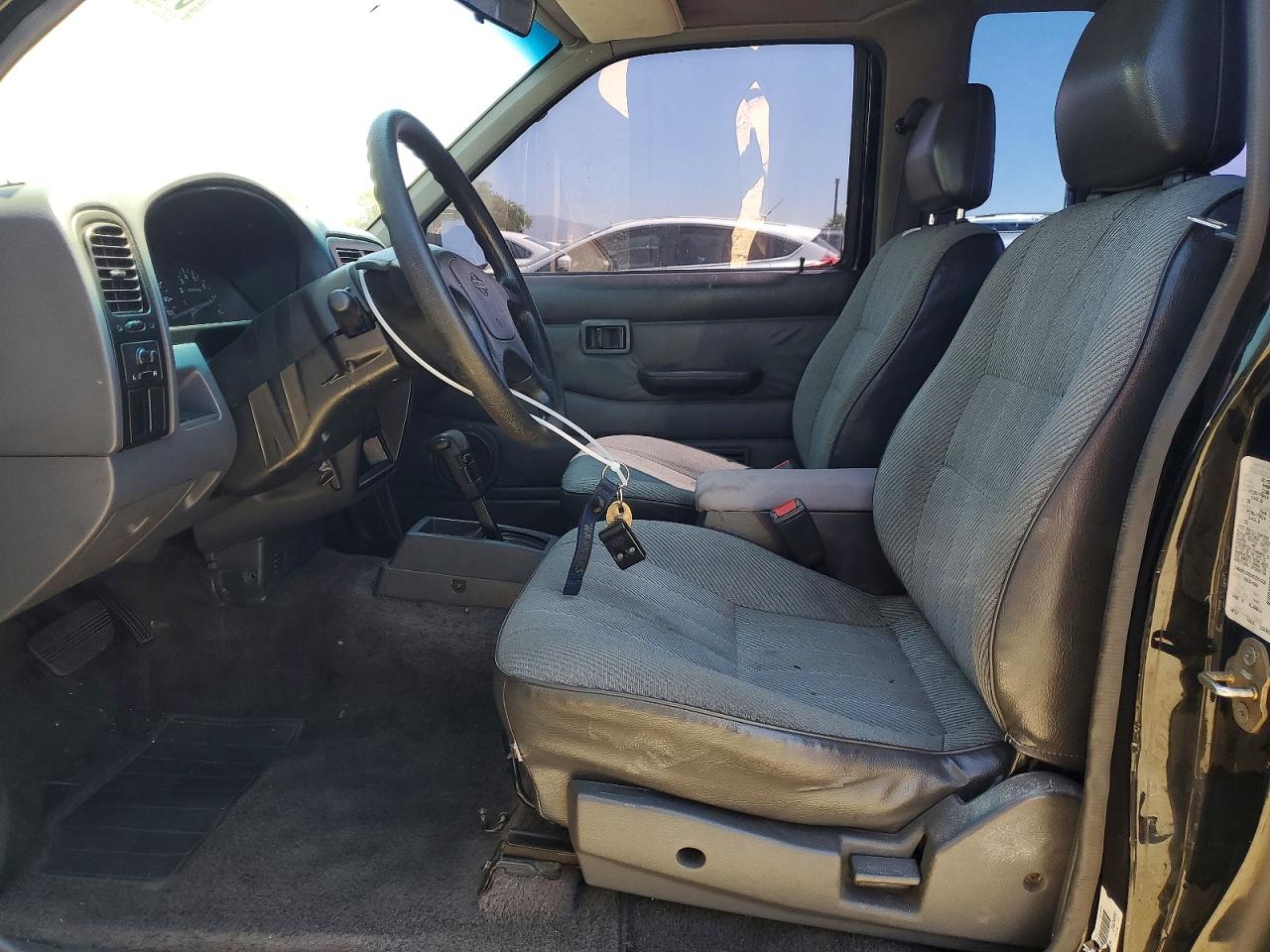 1995 Nissan Truck Xe Black vin: 1N6SD16S5SC351626