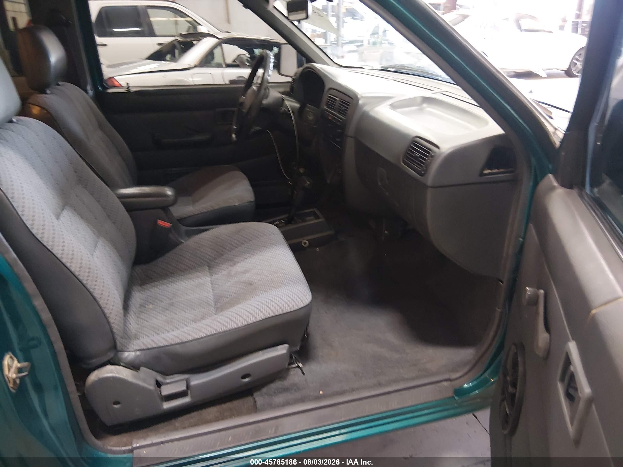 1997 Nissan 4x2 Truck Se/xe Green vin: 1N6SD16S5VC413515