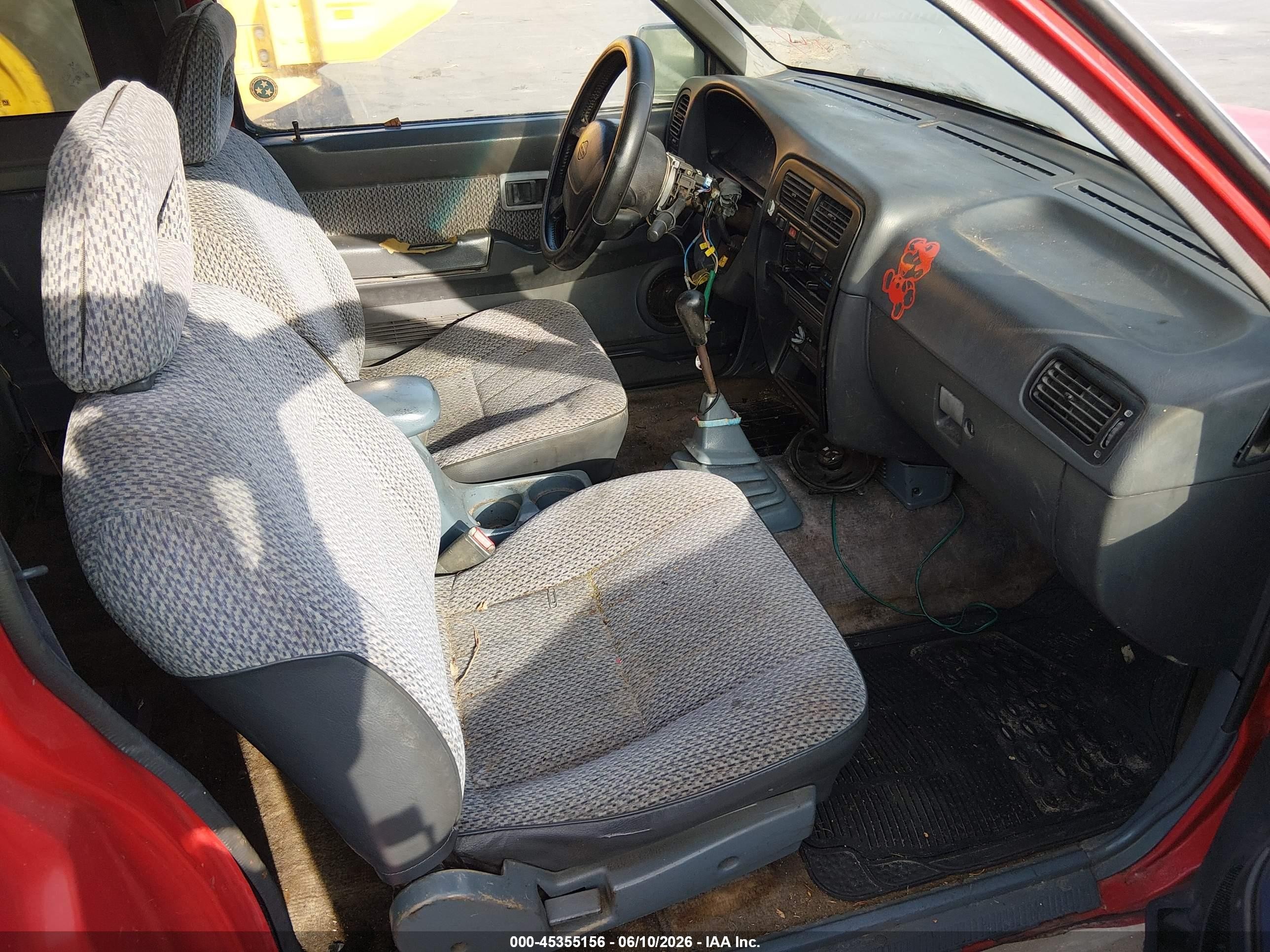 1997 Nissan 4x2 Truck Se/xe Red vin: 1N6SD16S6VC316937