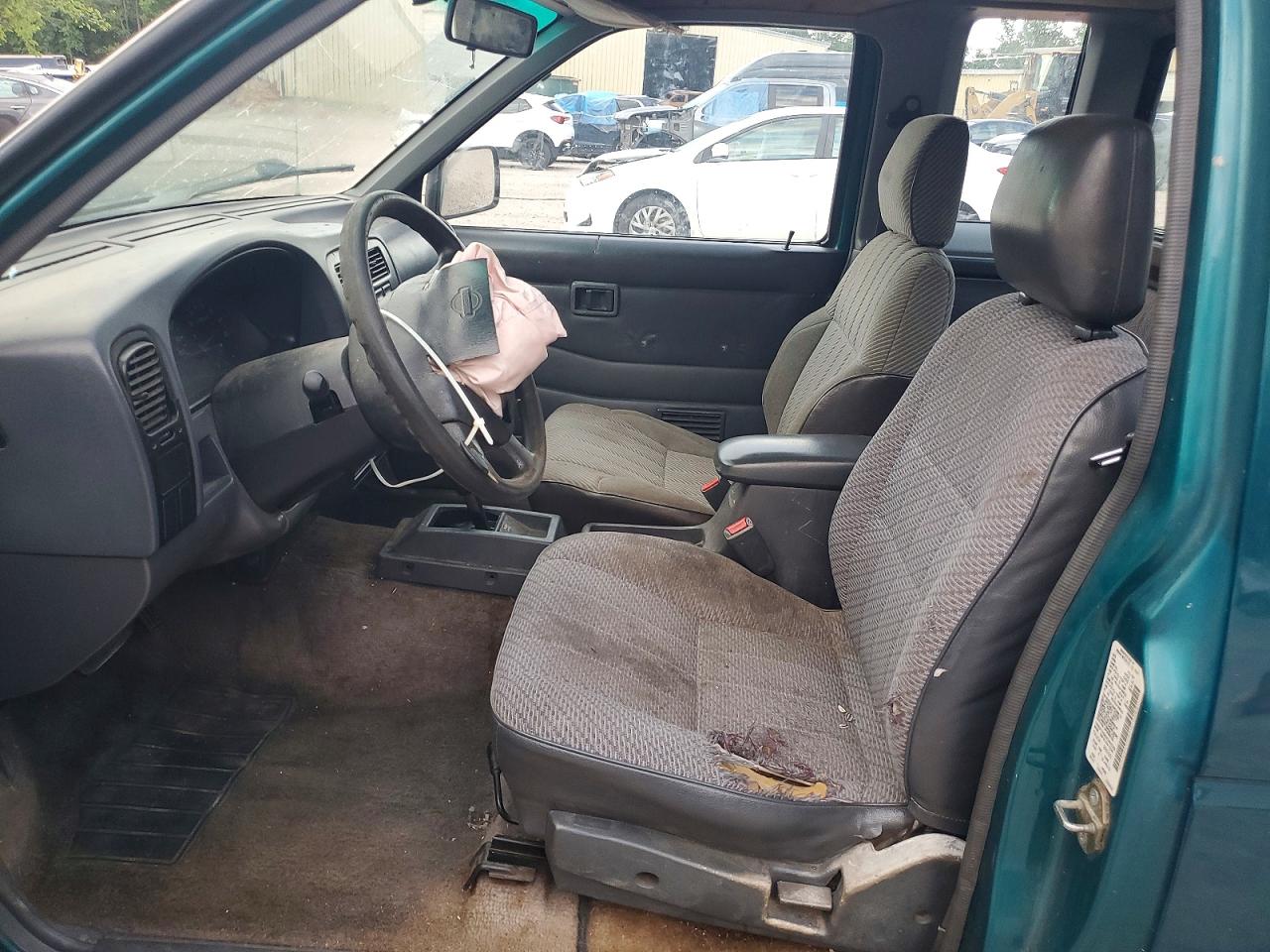 1997 Nissan Truck Xe Green vin: 1N6SD16S6VC362526