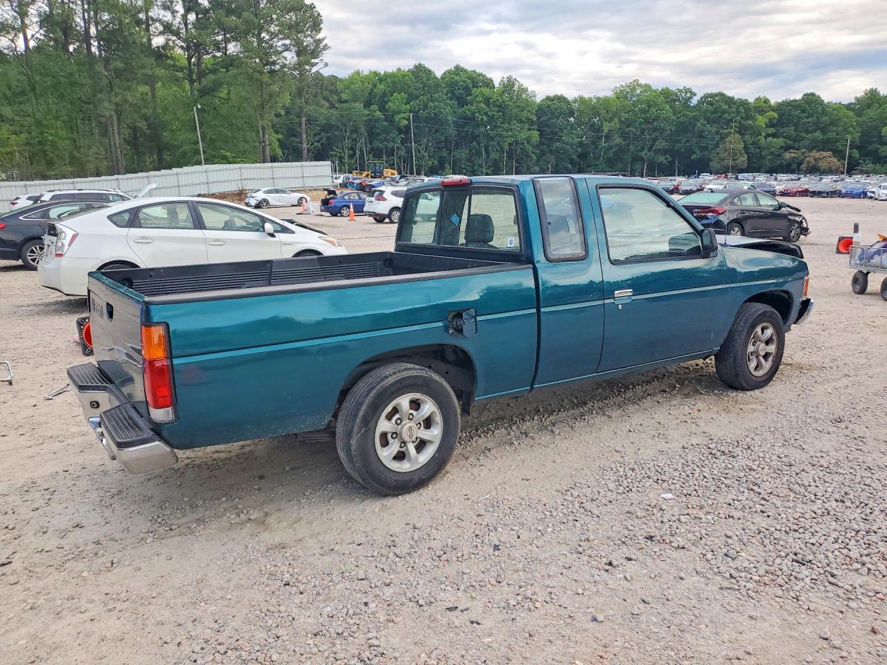 1997 Nissan Truck Xe Green vin: 1N6SD16S6VC362526