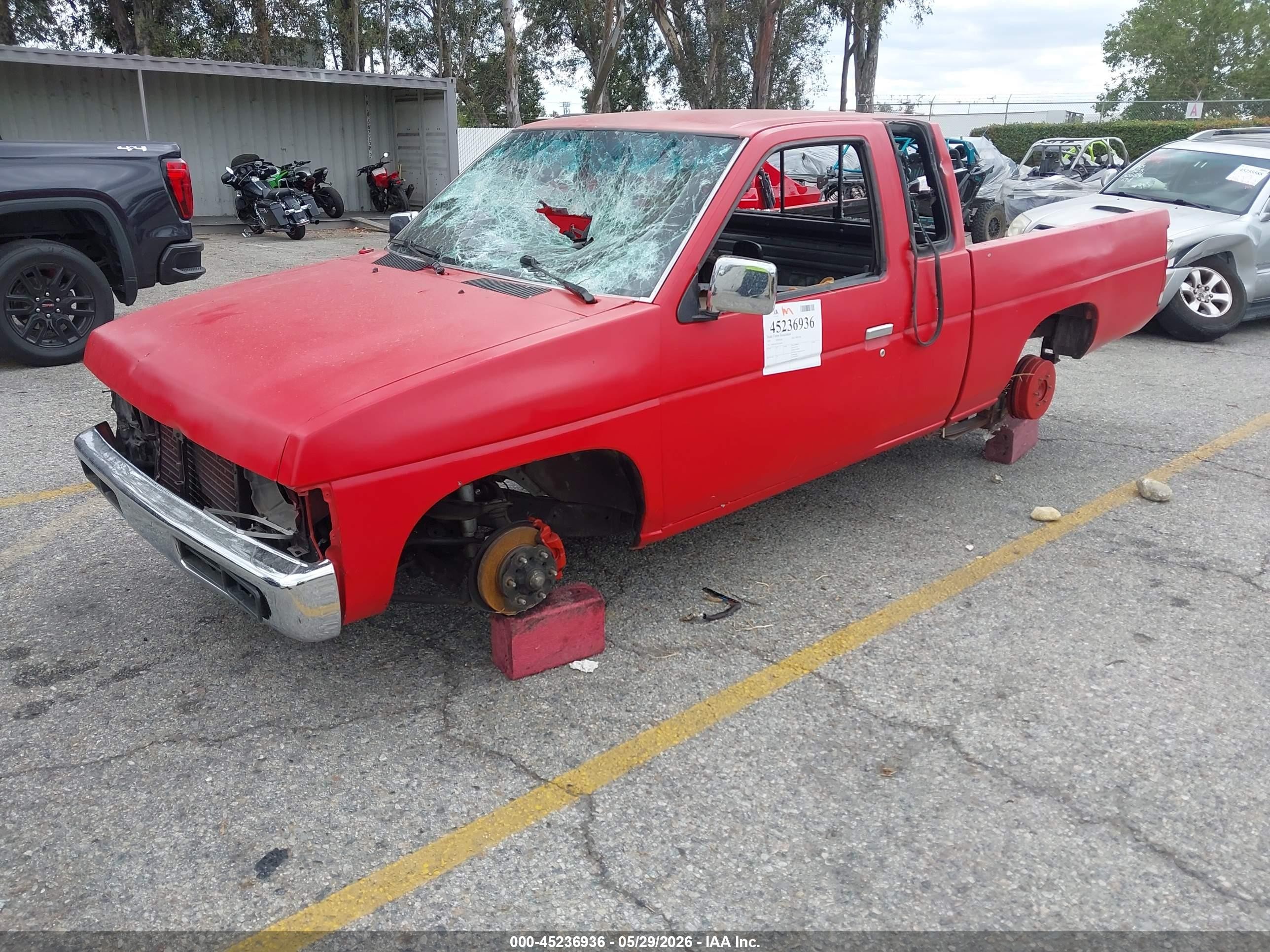 1997 Nissan 4x2 Truck   Red vin: 1N6SD16S7VC340955