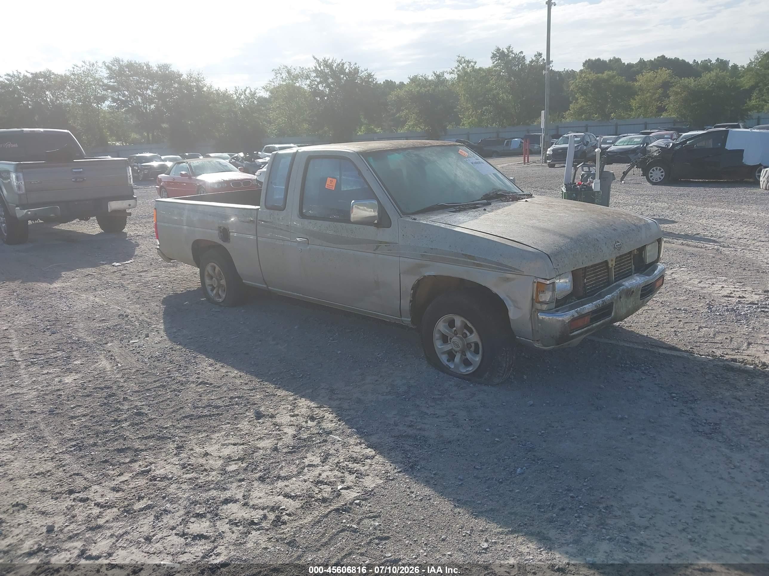 1N6SD16S8VC335909