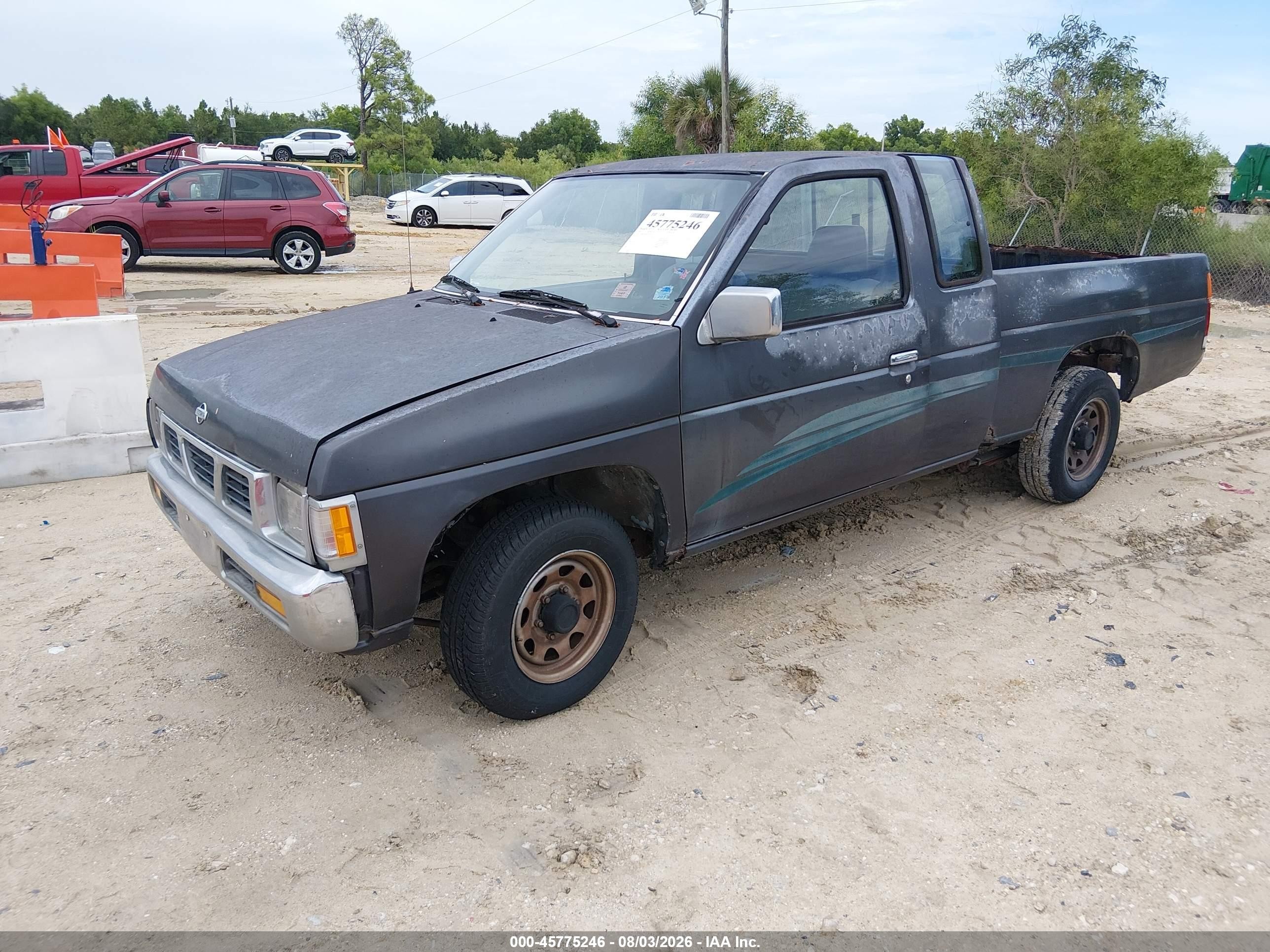 1995 Nissan Truck King Cab Xe Gray vin: 1N6SD16S9SC461045