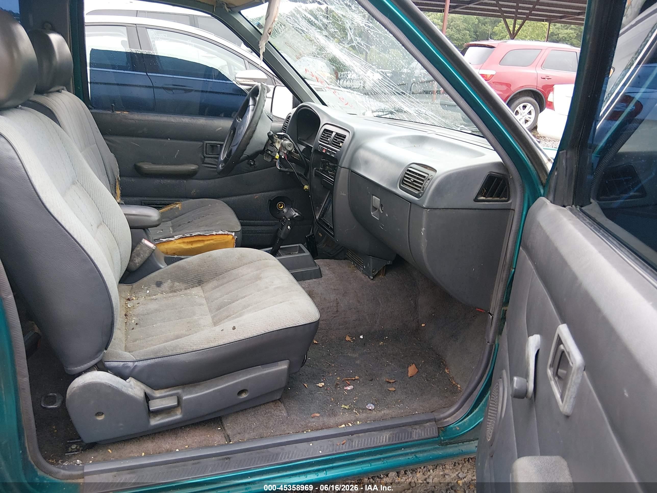 1995 Nissan Truck King Cab Xe Green vin: 1N6SD16SXSC448627