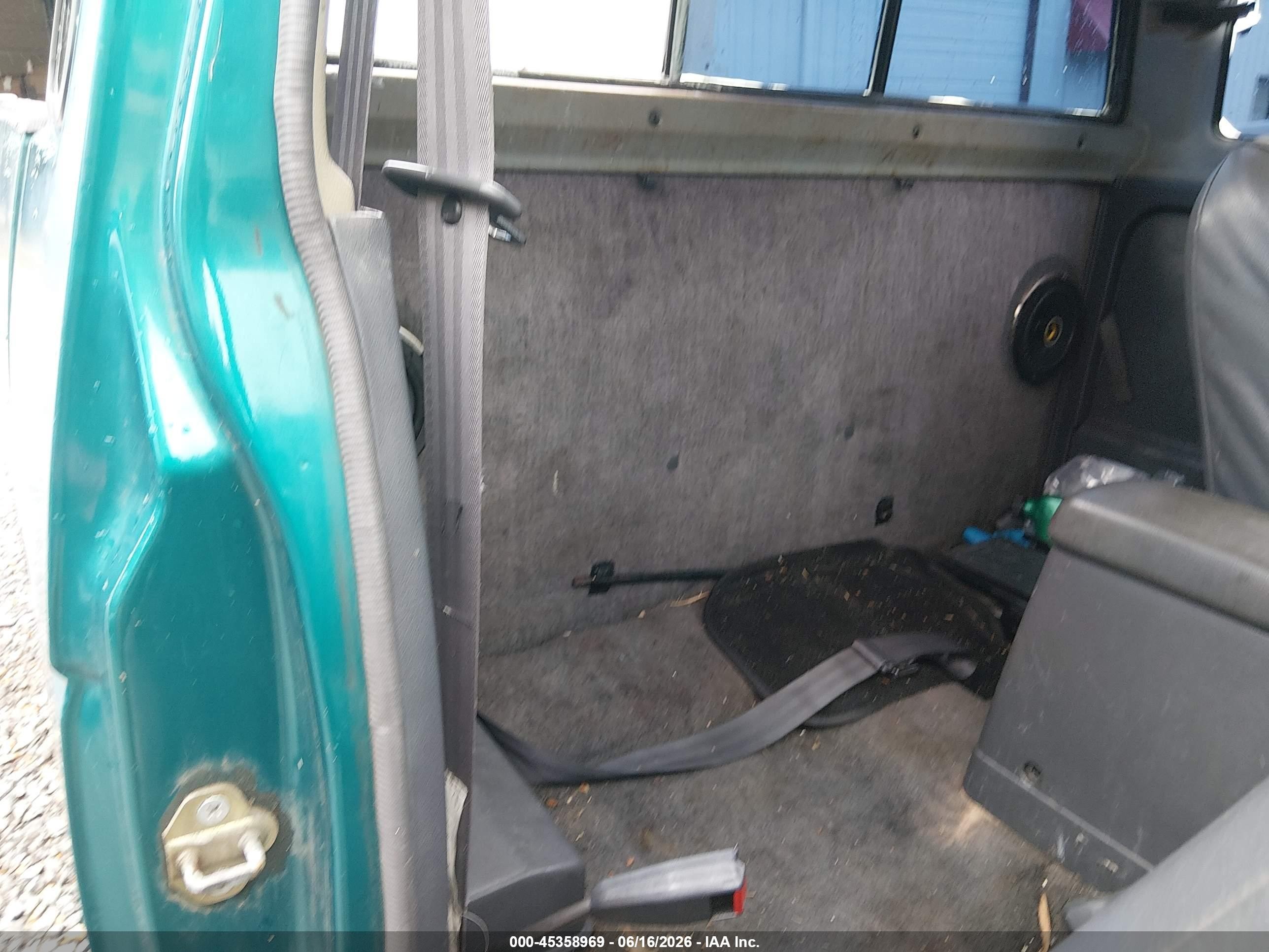 1995 Nissan Truck King Cab Xe Green vin: 1N6SD16SXSC448627