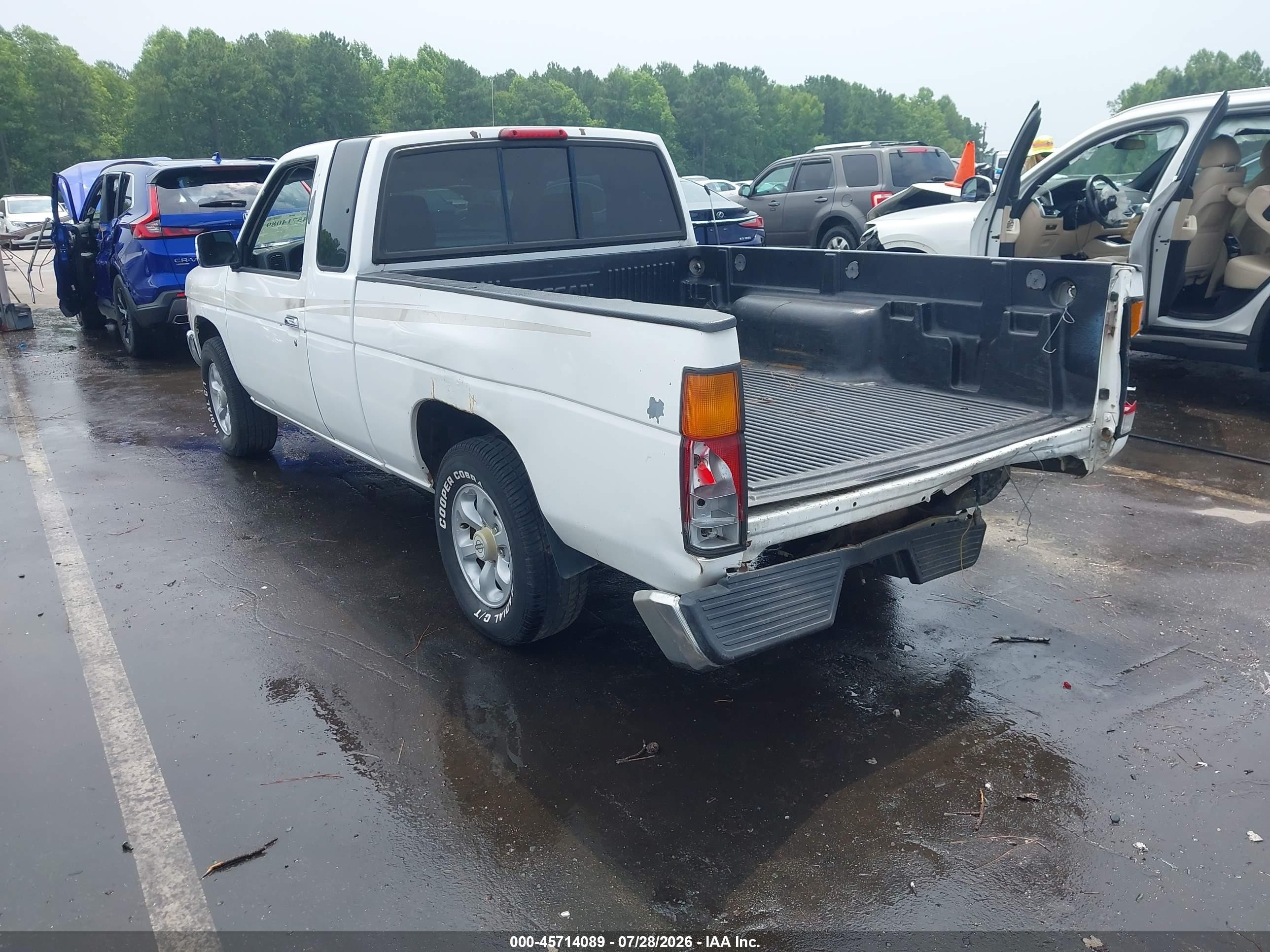 1997 Nissan 4x2 Truck Se/xe Белый vin: 1N6SD16SXVC368409