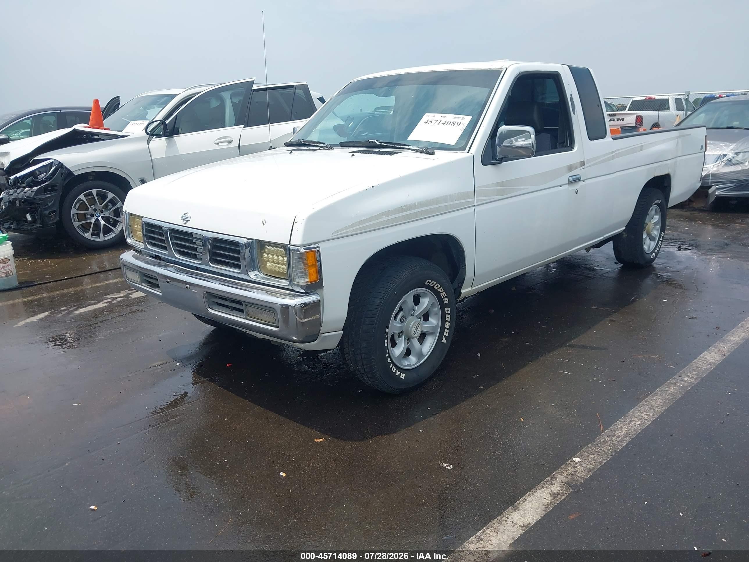 1997 Nissan 4x2 Truck Se/xe Белый vin: 1N6SD16SXVC368409