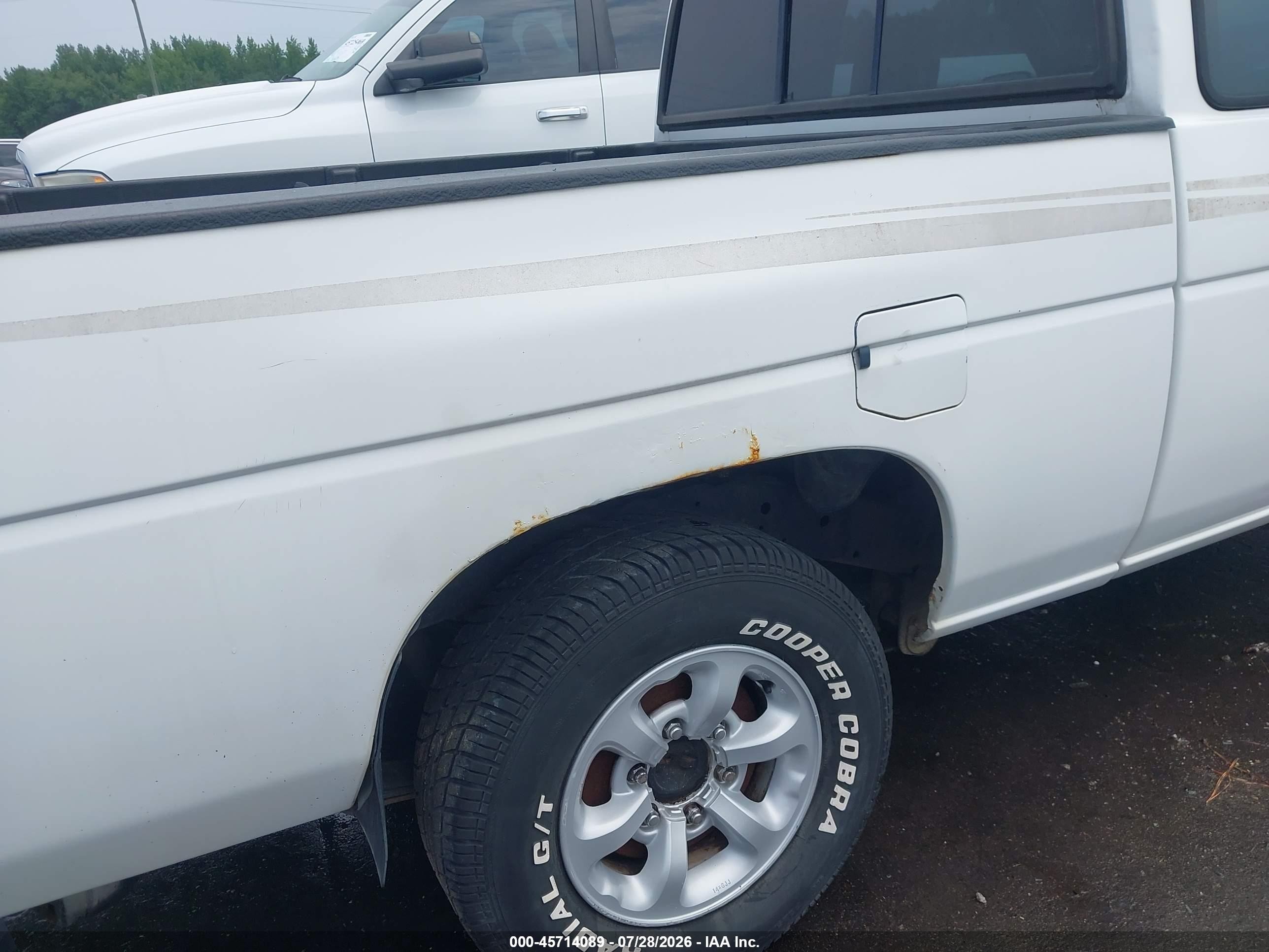 1997 Nissan 4x2 Truck Se/xe Белый vin: 1N6SD16SXVC368409