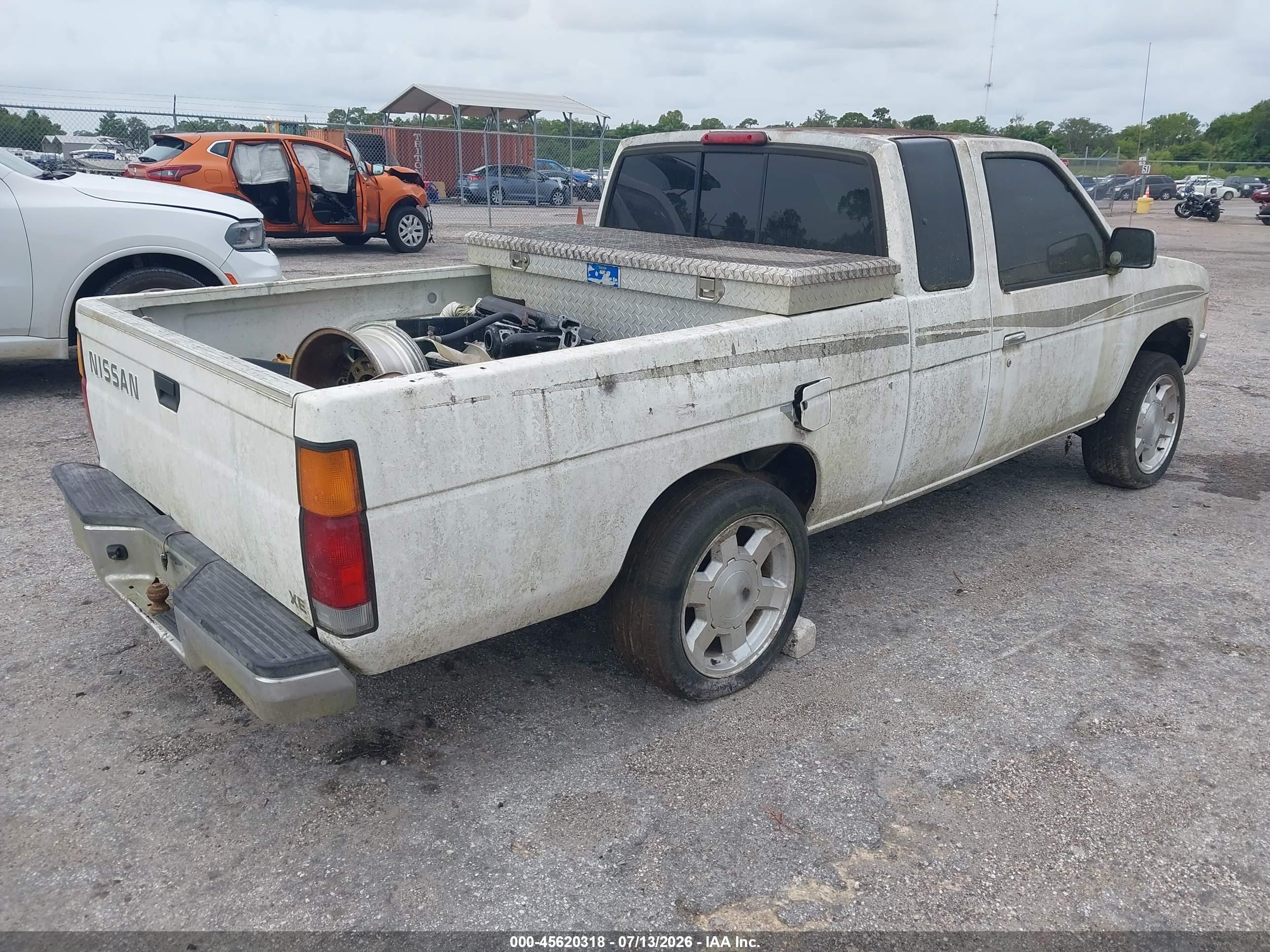 1997 Nissan 4x2 Truck Se/xe White vin: 1N6SD16SXVC374520