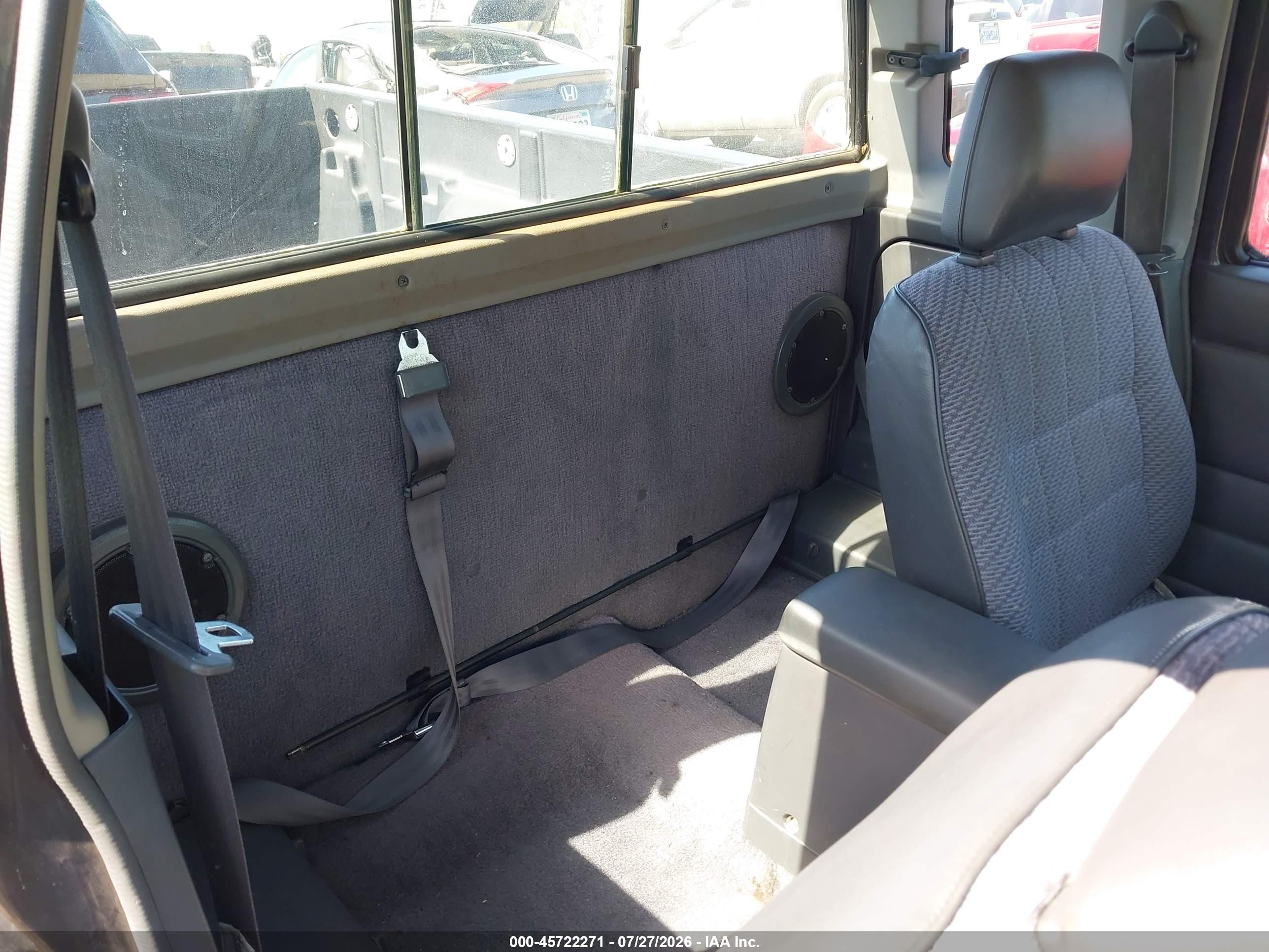 1997 Nissan 4x2 Truck Se/xe Gray vin: 1N6SD16SXVC383816