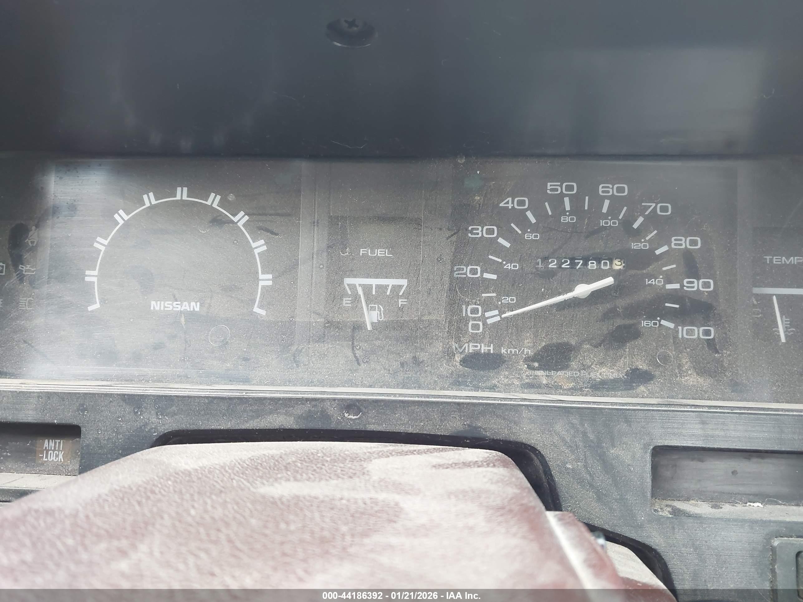 1991 Nissan Truck King Cab Maroon vin: 1N6SD16Y4MC417879
