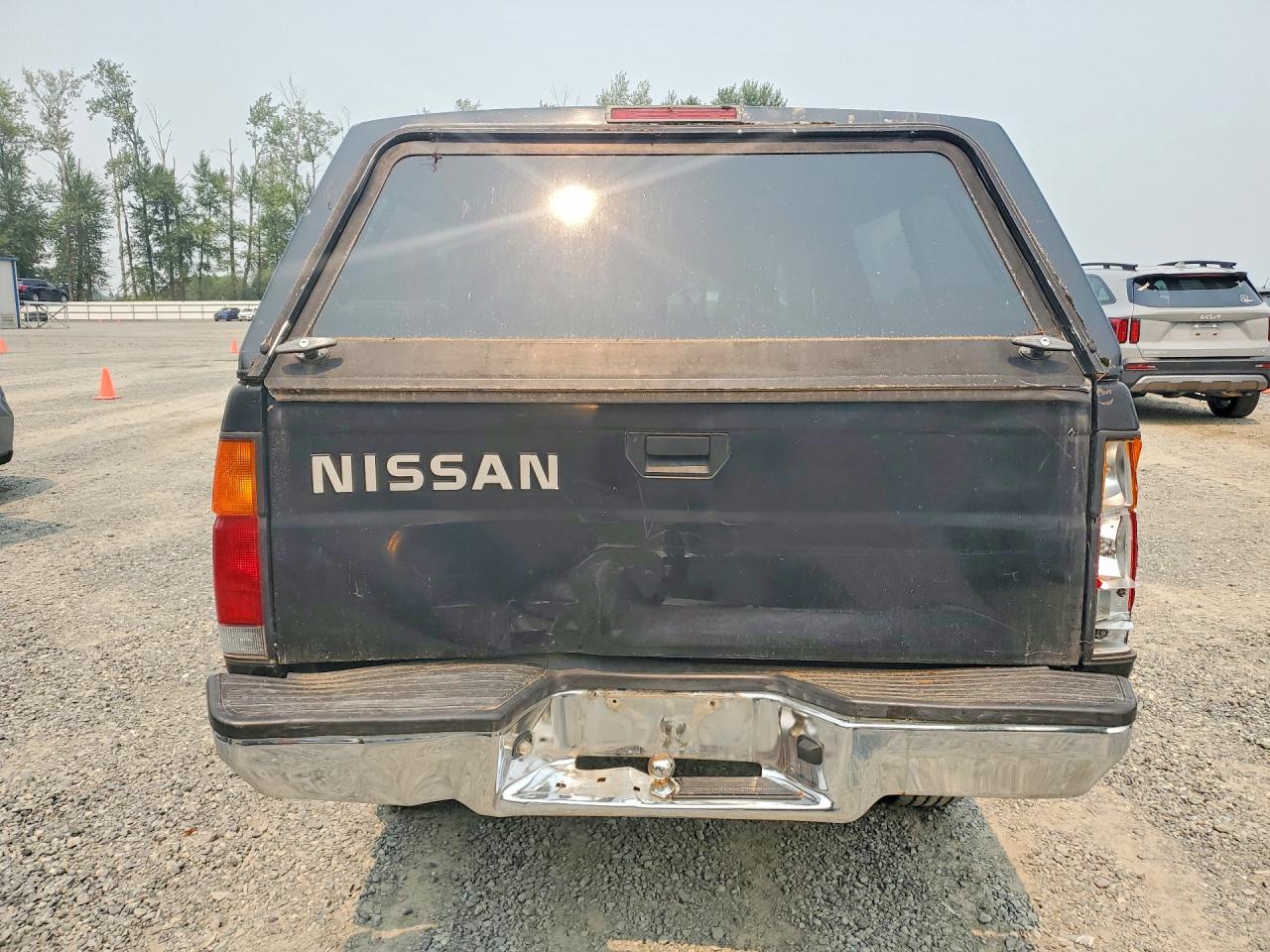 1997 Nissan Truck Xe Black vin: 1N6SD16Y5VC406102