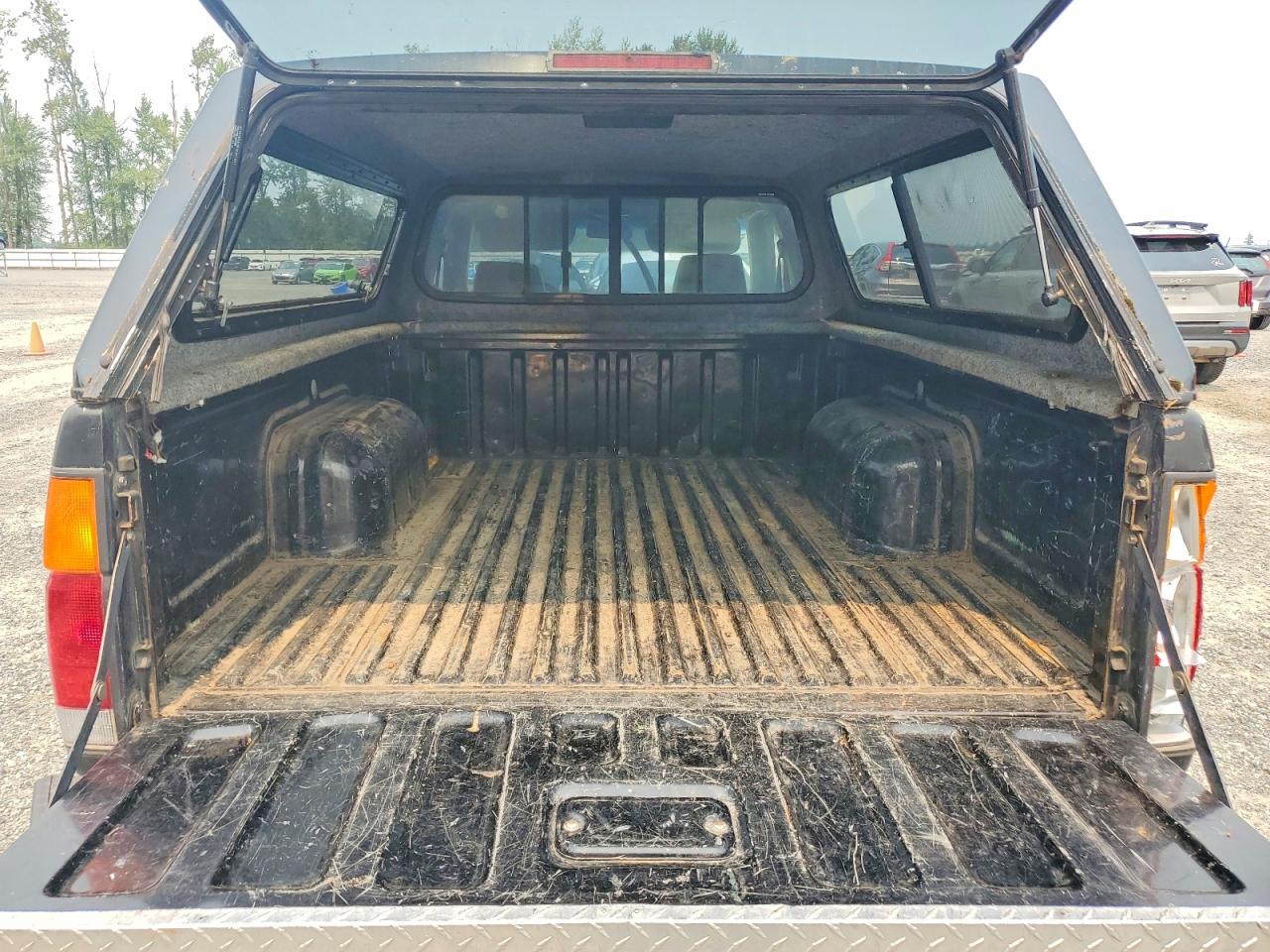 1997 Nissan Truck Xe Black vin: 1N6SD16Y5VC406102