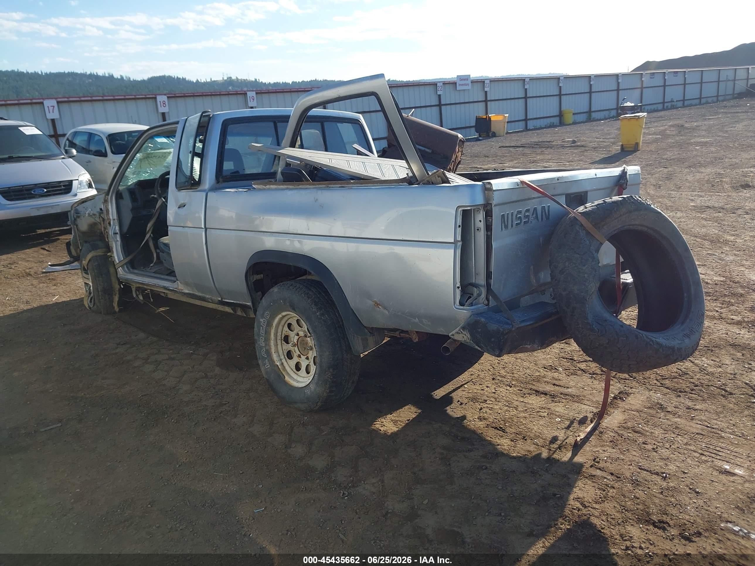 1993 Nissan Truck King Cab Silver vin: 1N6SD16Y6PC306836