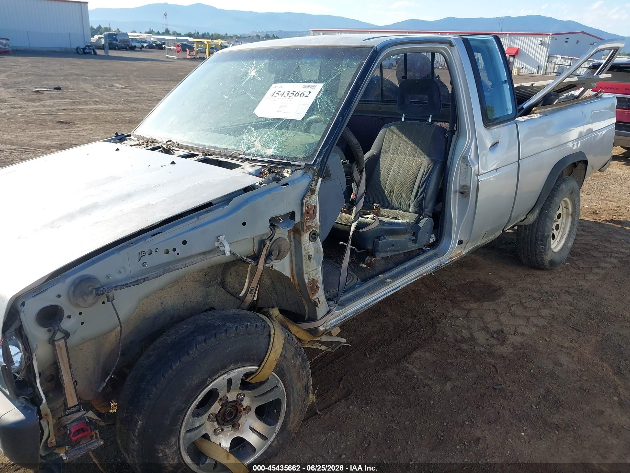 1993 Nissan Truck King Cab Silver vin: 1N6SD16Y6PC306836