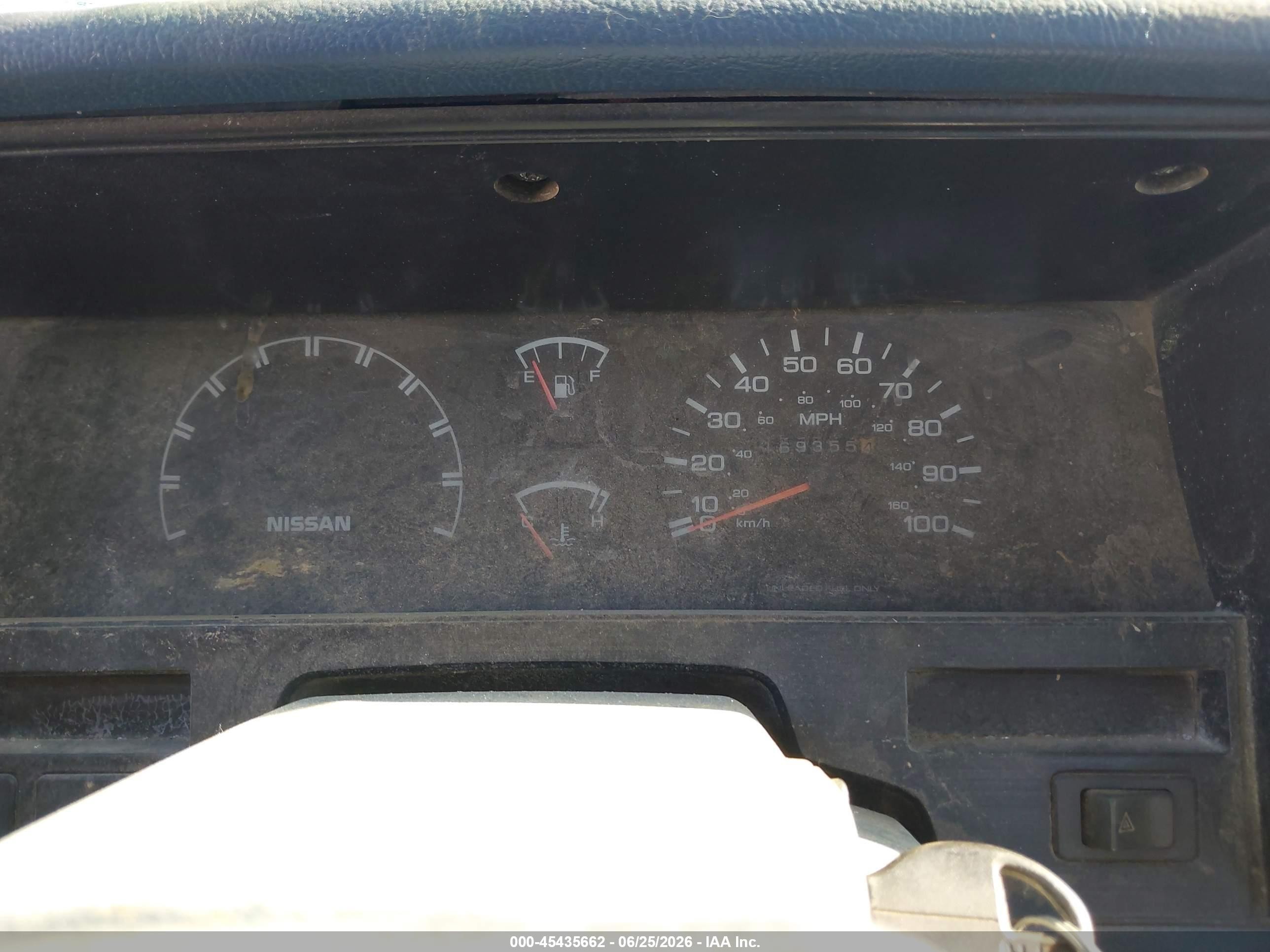 1993 Nissan Truck King Cab Silver vin: 1N6SD16Y6PC306836