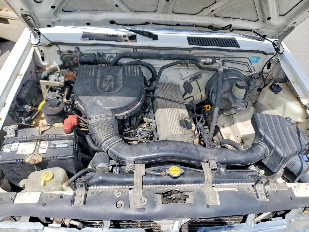 1997 Nissan Truck Xe White vin: 1N6SD16Y8VC362001