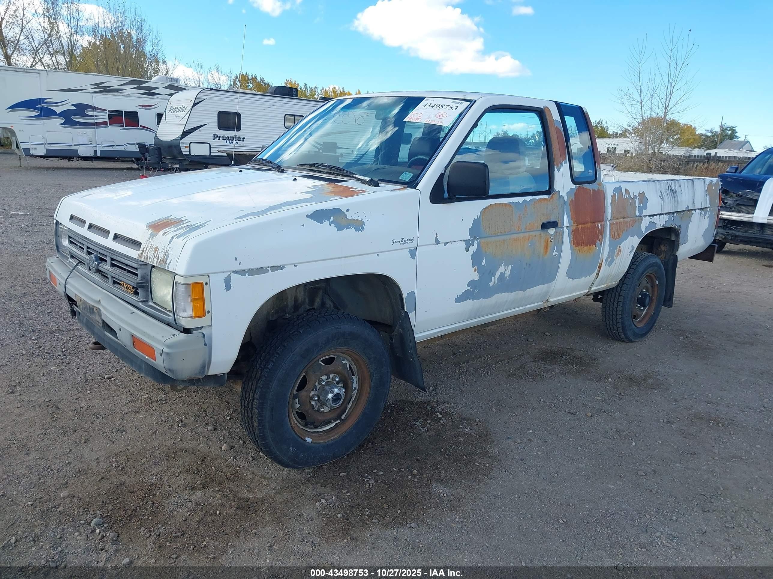 1990 Nissan D21 King Cab White vin: 1N6SD16YXLC342071