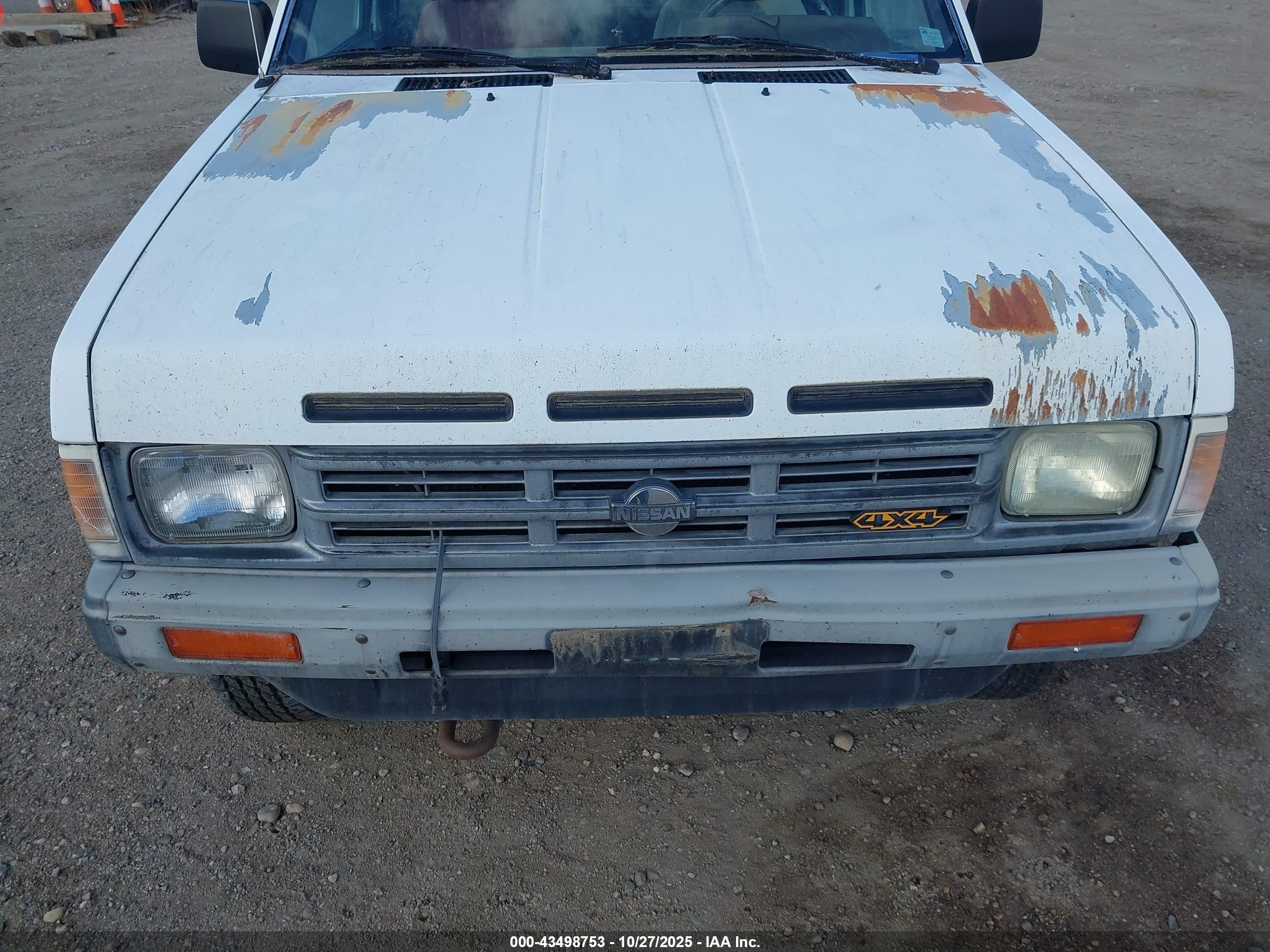 1990 Nissan D21 King Cab White vin: 1N6SD16YXLC342071