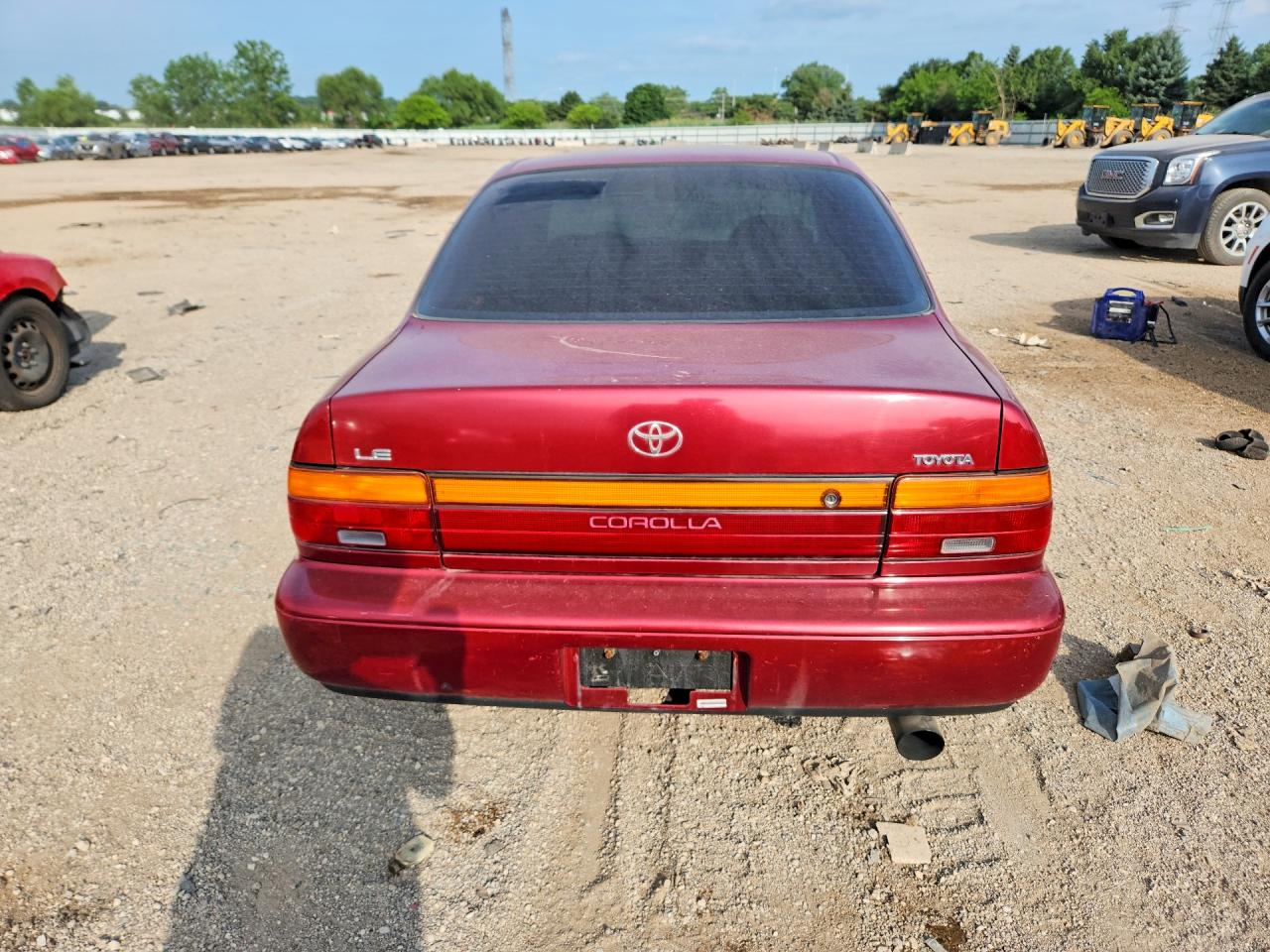 1995 Toyota Corolla Le Maroon vin: 1NXAE00B4SZ266197