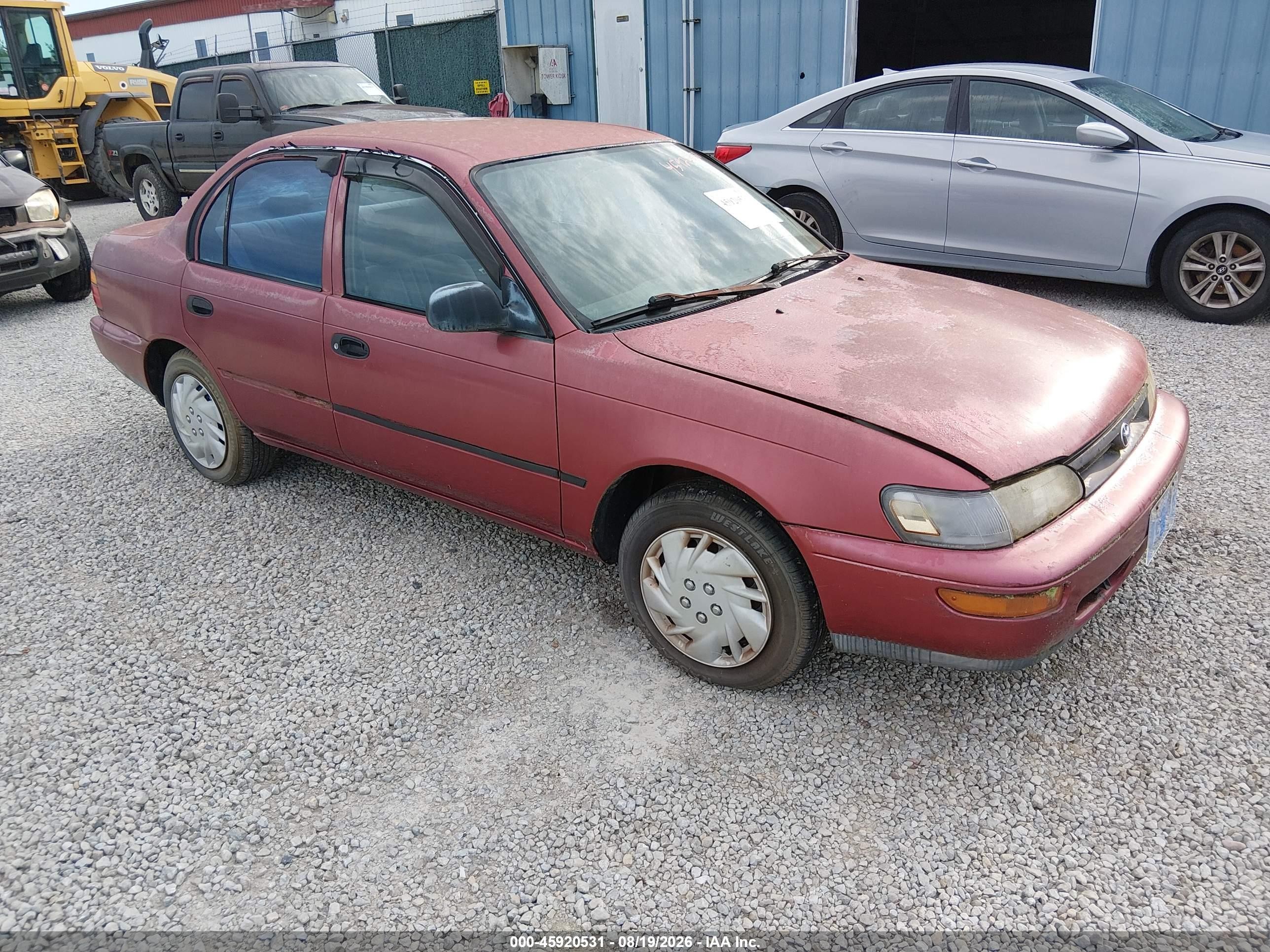 1995 Toyota Corolla   Red vin: 1NXAE04B0SZ351998