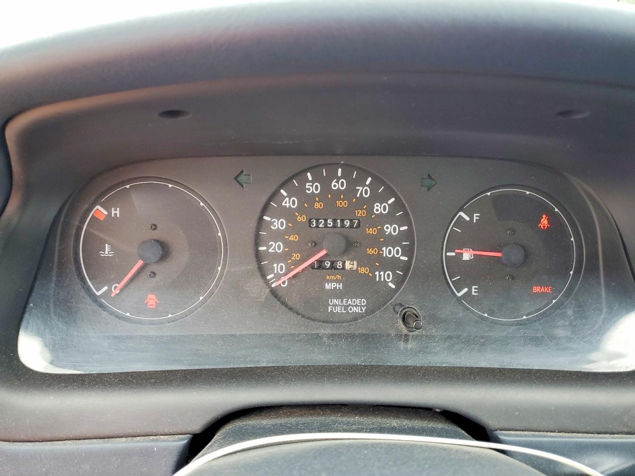 1994 Toyota Corolla Base White vin: 1NXAE04B5RZ151483