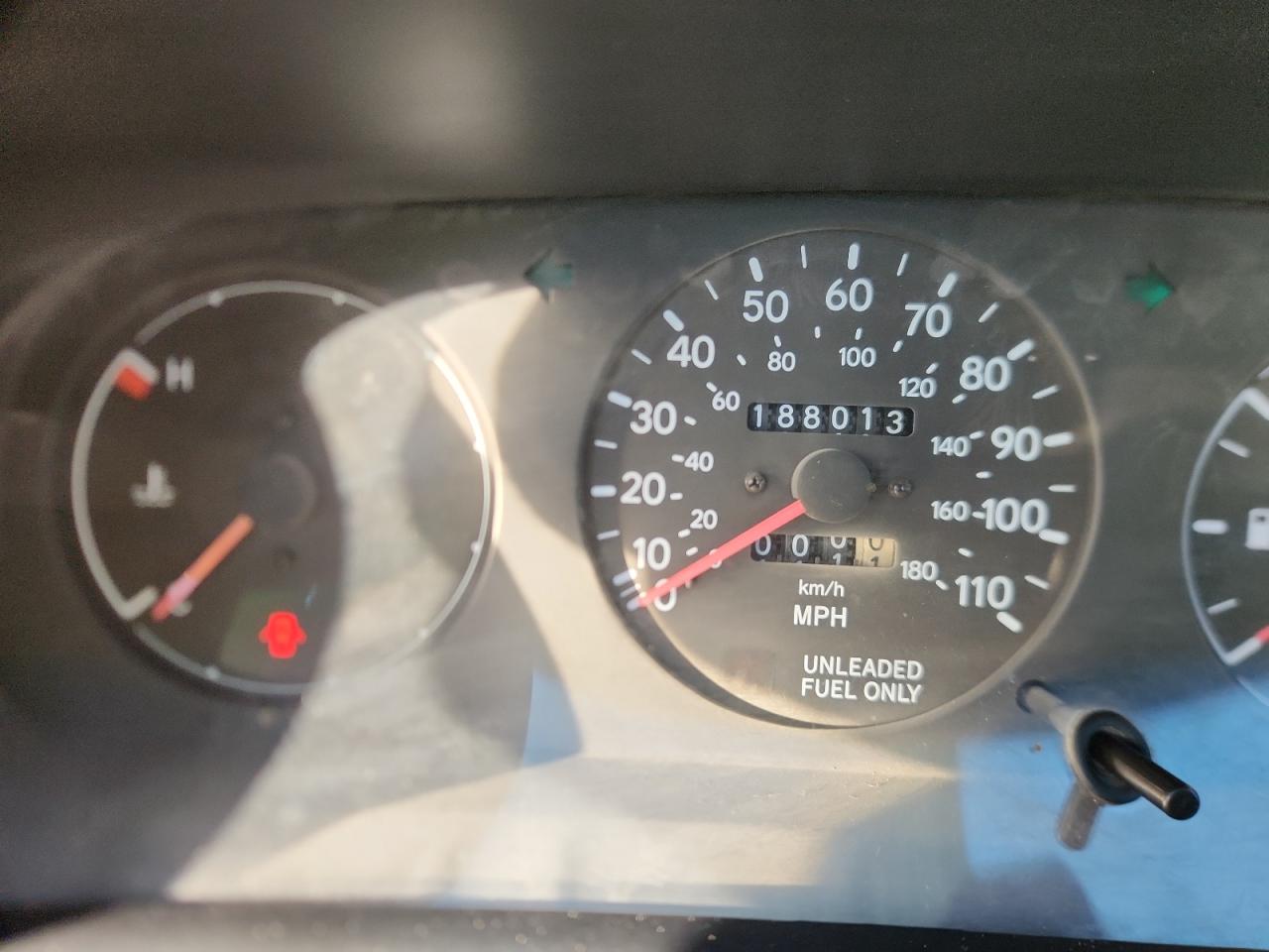 1995 Toyota Corolla Red vin: 1NXAE04BXSZ278557