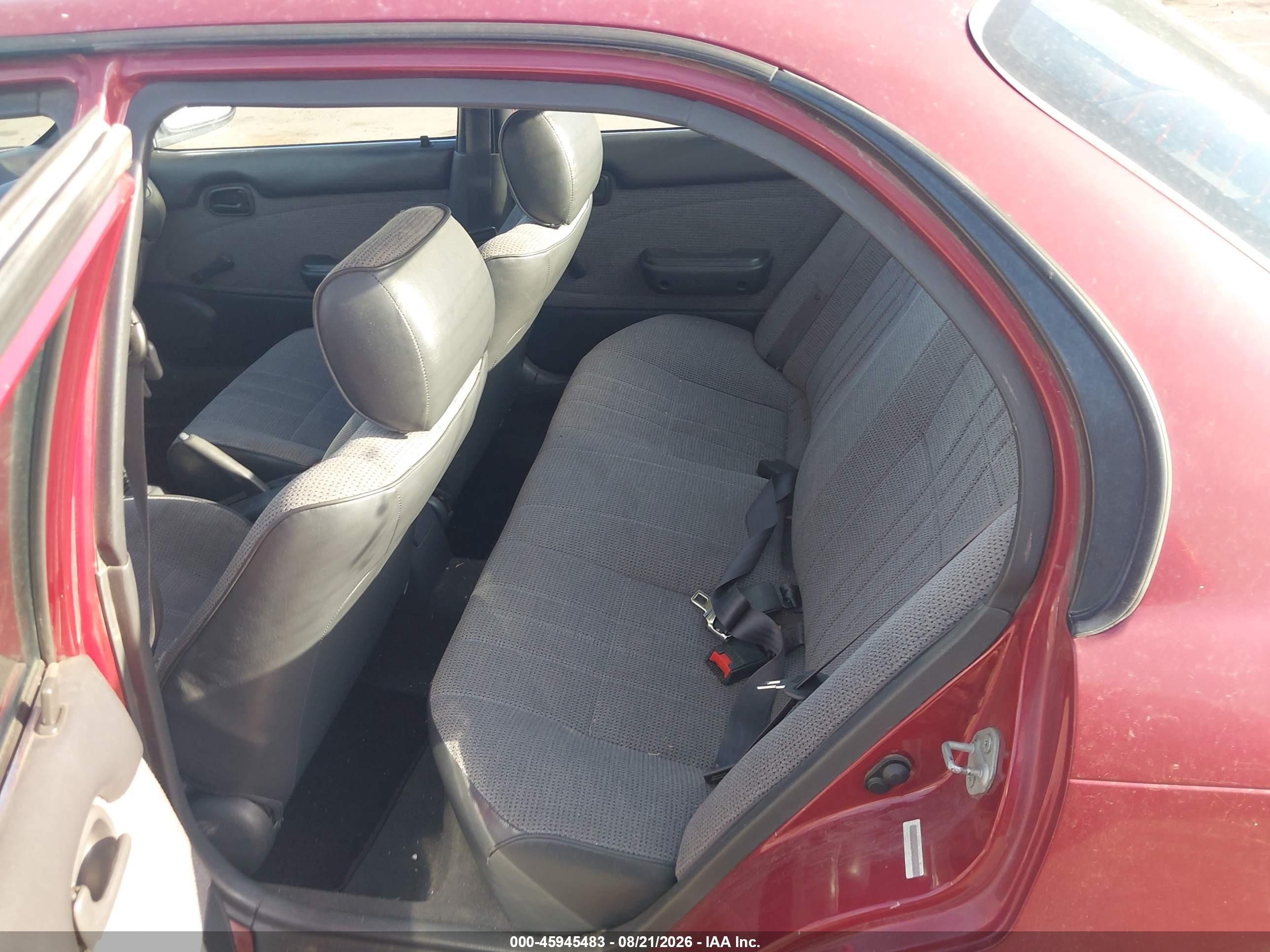 1993 Toyota Corolla   Red vin: 1NXAE04E7PZ088488