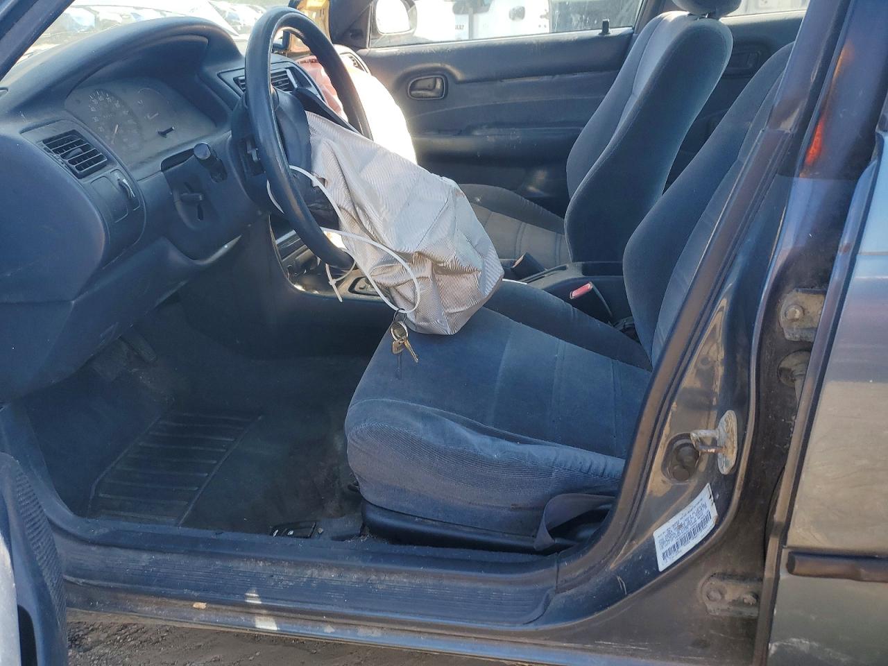 1994 Toyota Corolla Dx Blue vin: 1NXAE09B0RZ209895