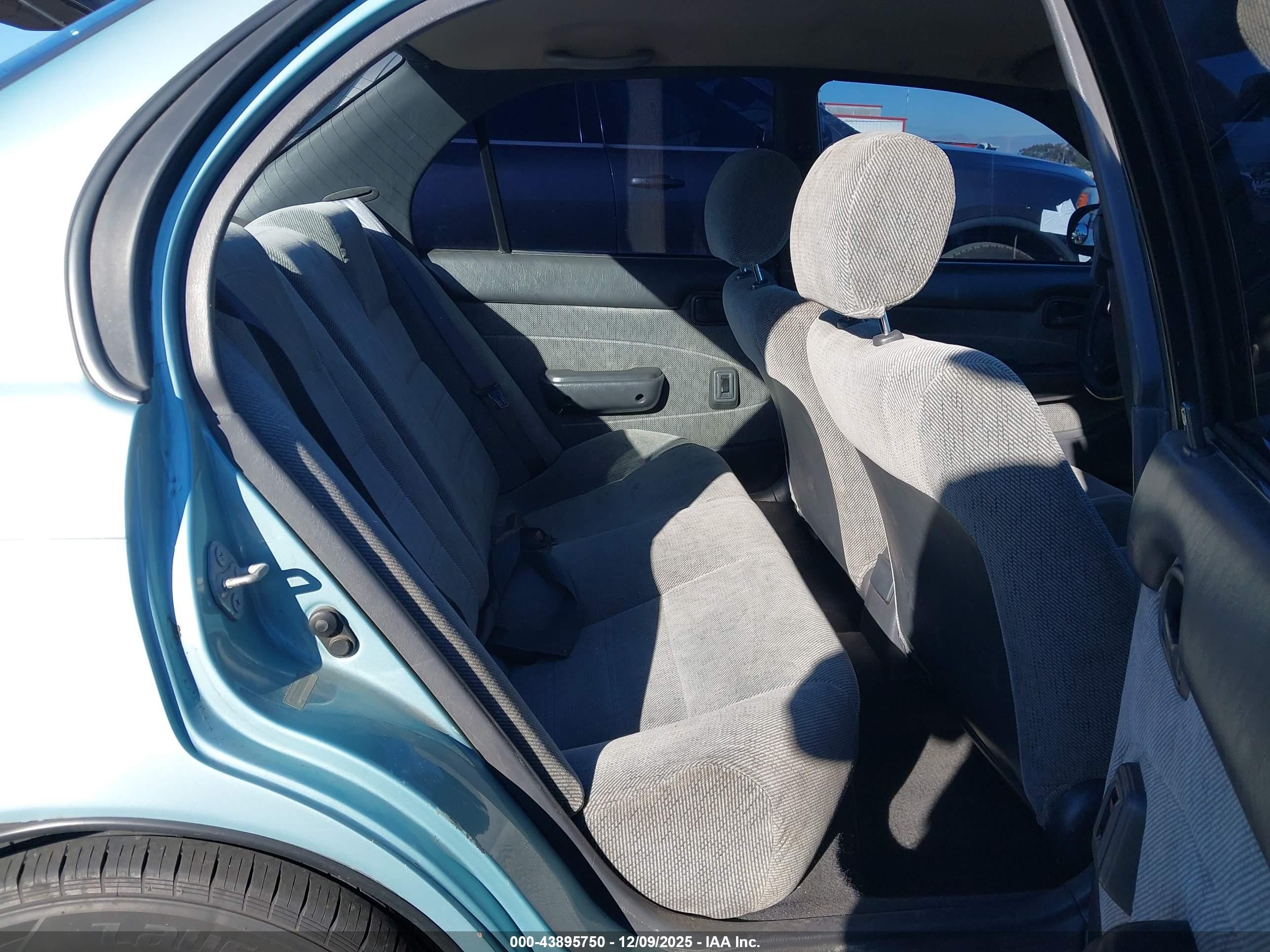 1995 Toyota Corolla Le/dx Teal vin: 1NXAE09B1SZ231443