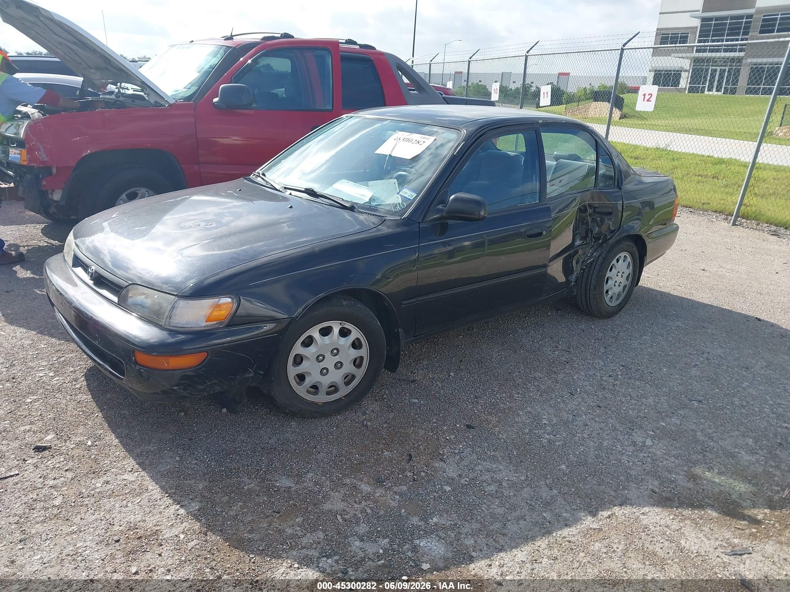 1994 Toyota Corolla Le/dx Black vin: 1NXAE09B2RZ193795