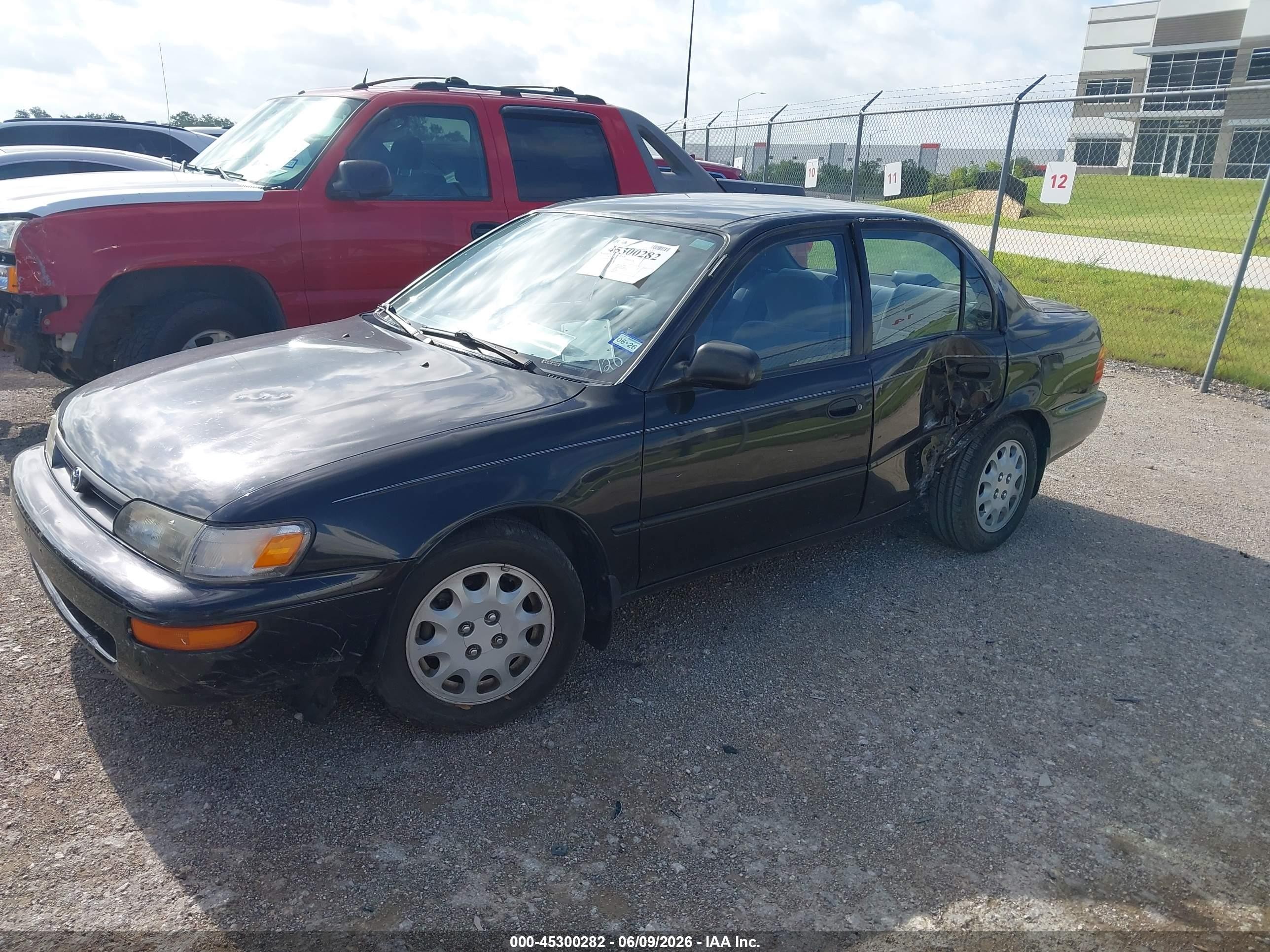 1994 Toyota Corolla Le/dx Black vin: 1NXAE09B2RZ193795
