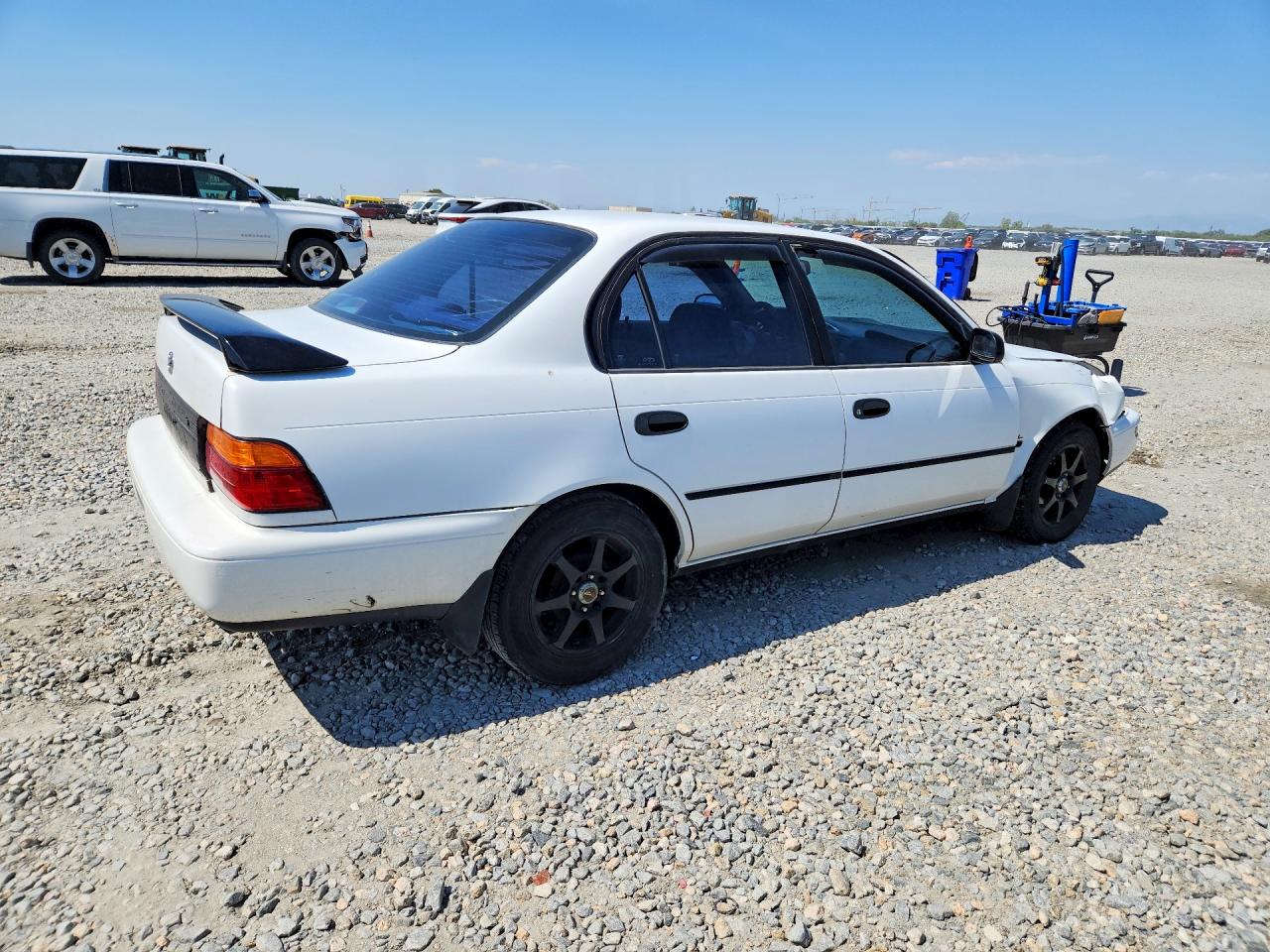 1995 Toyota Corolla Dx White vin: 1NXAE09B4SZ242114